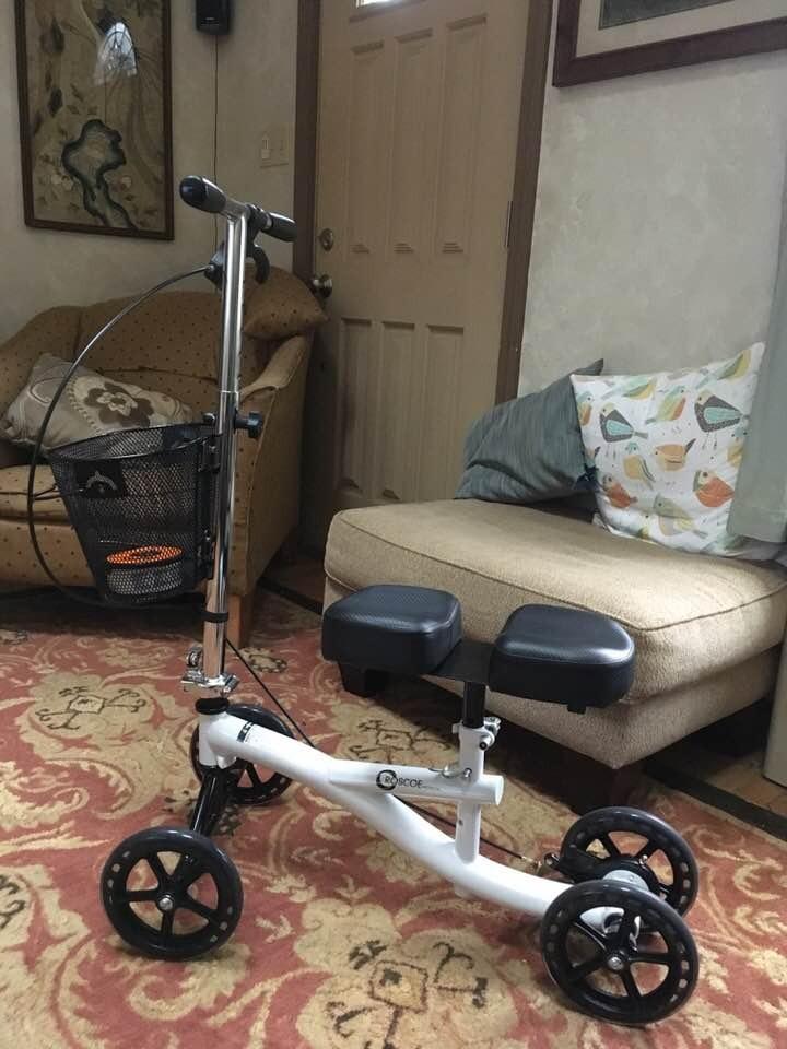 Roscoe Medical Knee Scooter for Adults for Foot Surgery, Foldable & Adjustable Knee Walker for Broken Foot & Leg Injuries, Crutch Alternative, Knee Rover, Dual Pad, (Up to 350lbs, 8' Wheels), Black customer photo 1