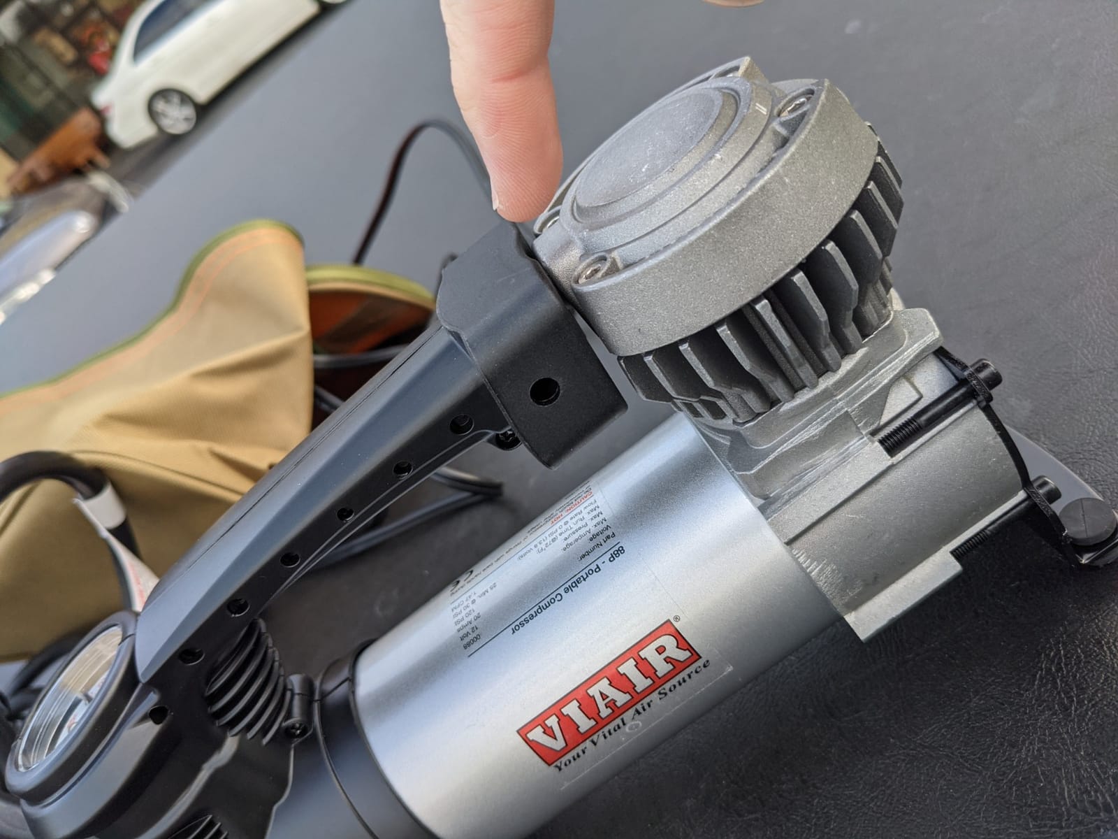 VIAIR 88P 00088 12V Portable Air Compressor Kit for Car and Truck Tires customer photo 2