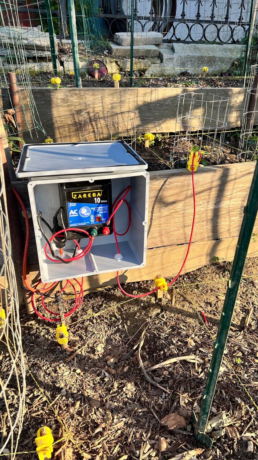 Zareba 10 Mile AC Powered Low Impedance Fence Charger, 0.5 Joule Output | Plug-In Electric Fence Energizer for Cattle, Horses, Pigs, Goats, Livestock, EAC10M-Z customer photo 1