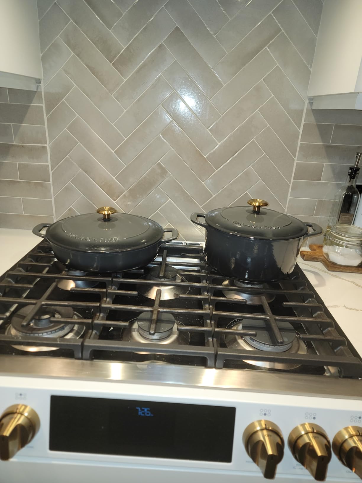 Tramontina Bestow Enameled Cast Iron Dutch Oven Pot with Lid, Round 5.5-quart, Blue customer photo 1