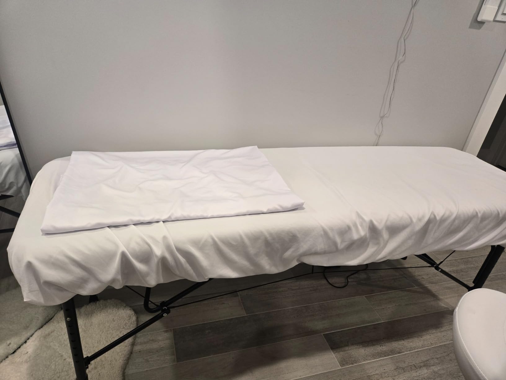 Portable Aluminum Massage Table, Foldable Travel Bed, 70 x 21, Black | Aluminum Frame, 3