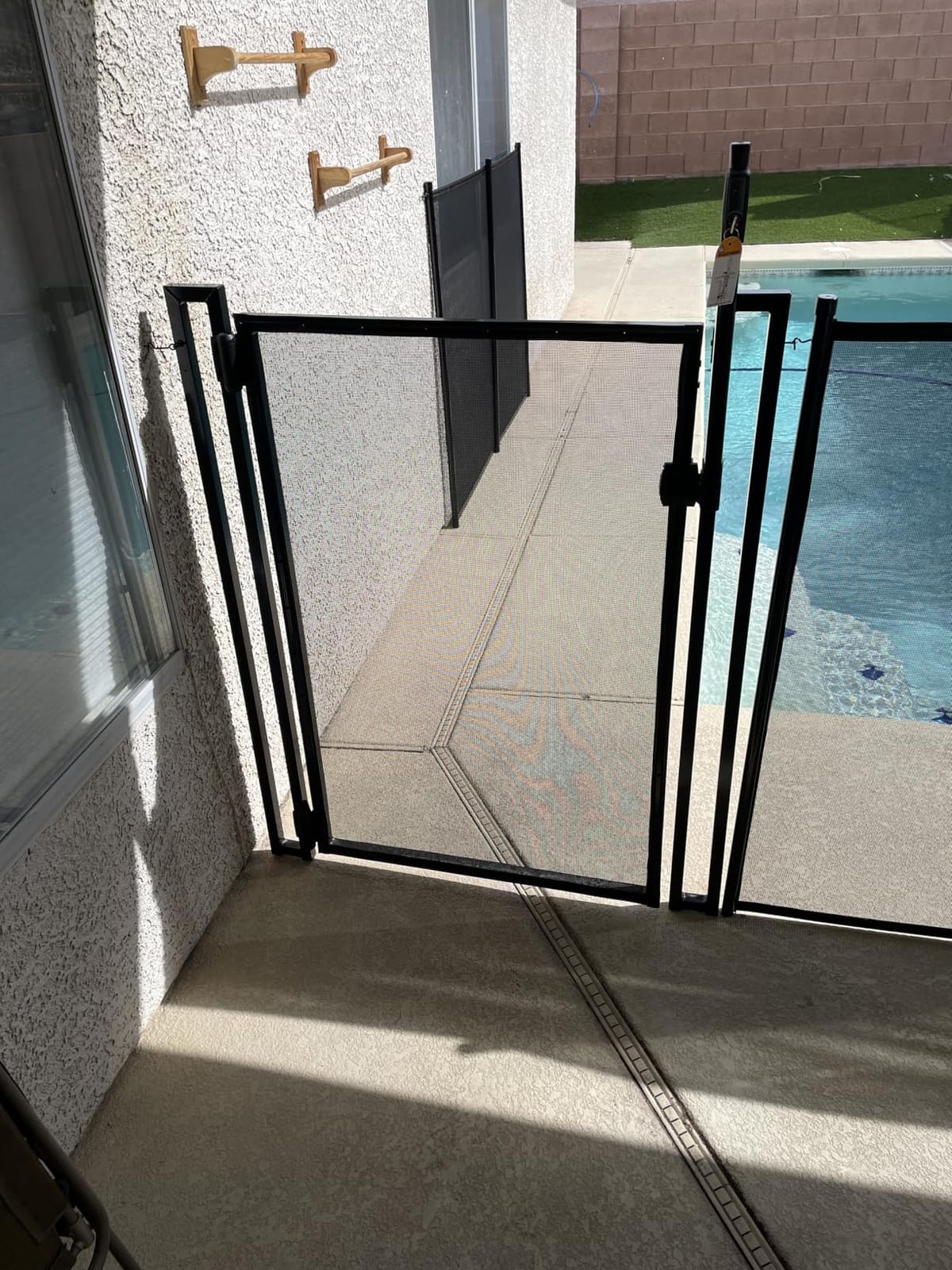 Pool Fence DIY by Life Saver Self-Closing Gate Kit, Black (Pack of 1) customer photo 1