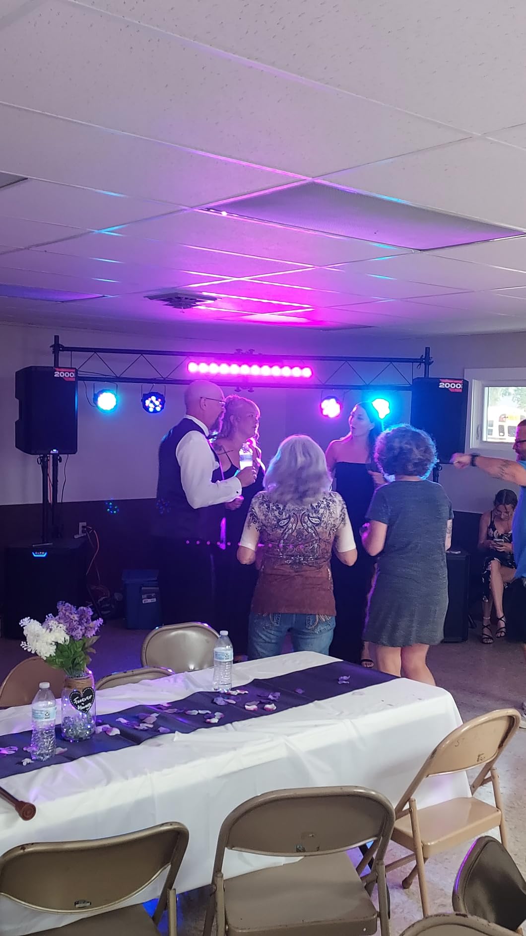 Monoprice Lighting Stand System With Truss, 220 lbs Maximum Load, Extends Up To 12.5 feet tall, 4 Feet Wide T-bars - Stage Right Series customer photo 1