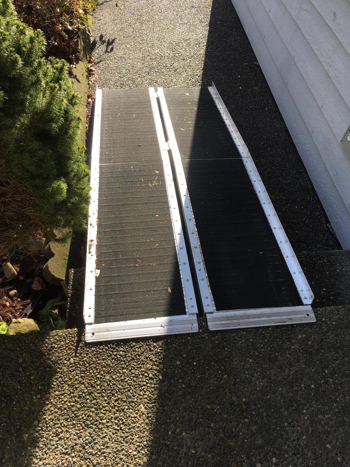 6' Portable Wheelchair Ramp, 600 lb Cap, Titan Ramps | Access for home, lightweight aluminum with high-traction grit coat surface customer photo 1