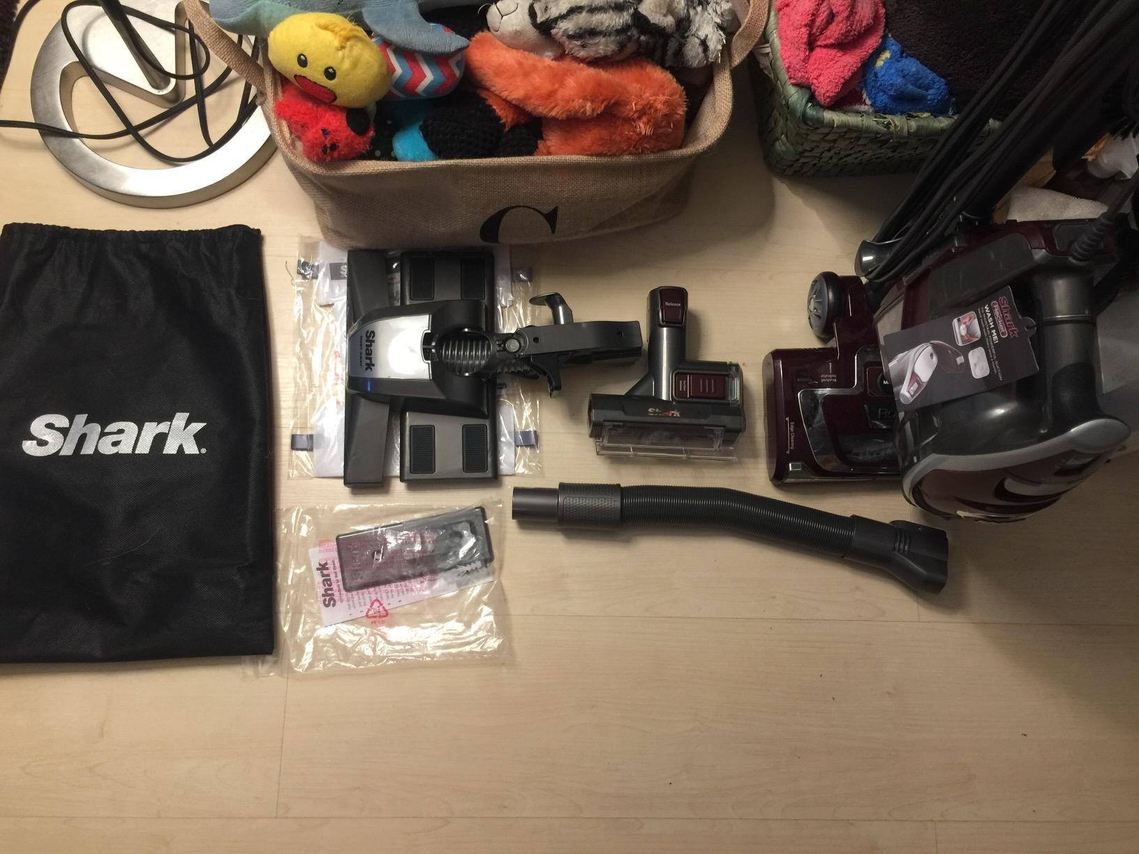 Shark Rocket Pet Plus Corded Stick Vacuum, XL Cup, Bordeaux/Silver, HV322 customer photo 2