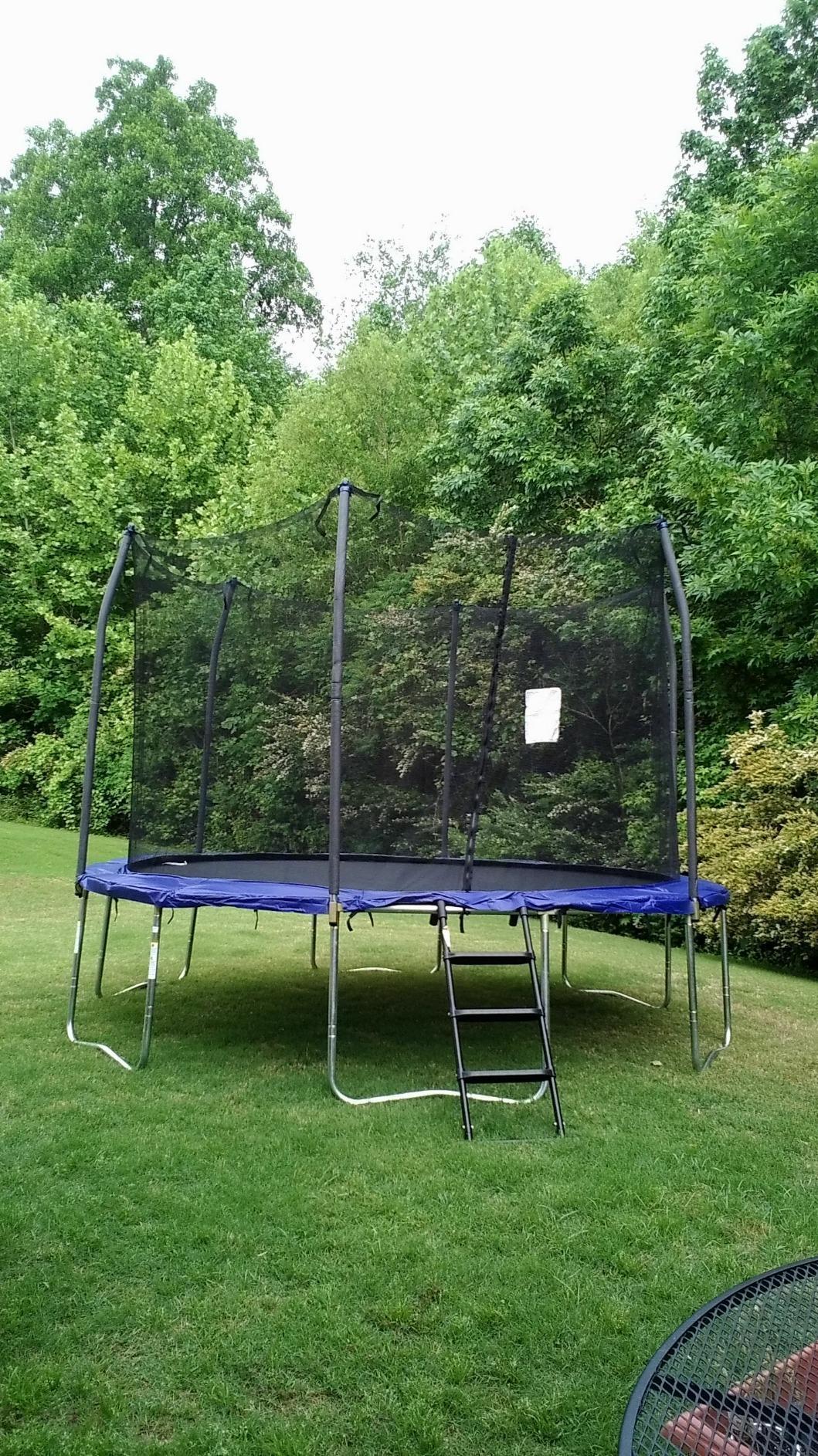 Skywalker Trampoline Outdoor 8 FT, 12 FT, 15 FT Jump N' Dunk Round Outdoor Trampoline with Net and Basketball Hoop customer photo 2
