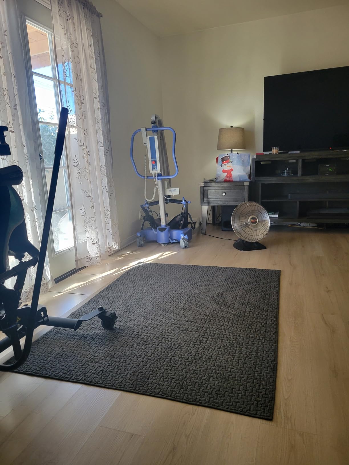 Joerns Hoyer Advance Electric Portable Patient Lift - Foldable Lightweight 70 lbs, 340 lb Capacity, Battery Powered for Home Care, Nursing & Professional Use - E340 customer photo 1