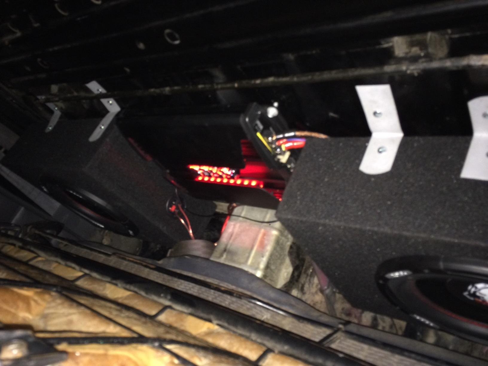 BOSS Audio Systems PF1800 4 Channel Car Amplifier, 1800 Watts, 2-4 Ohm customer photo 1