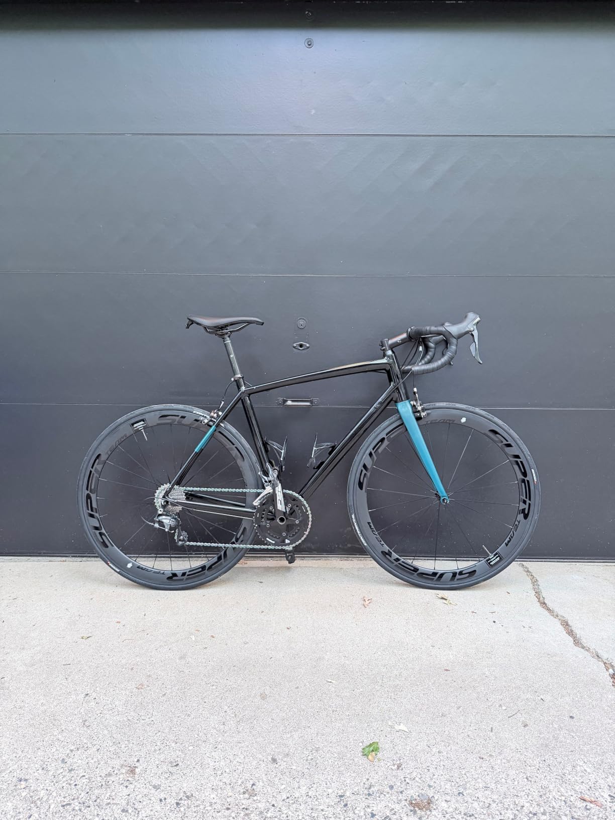SUPERTEAM 50/23mm Carbon Clincher Wheelset 700c customer photo 1