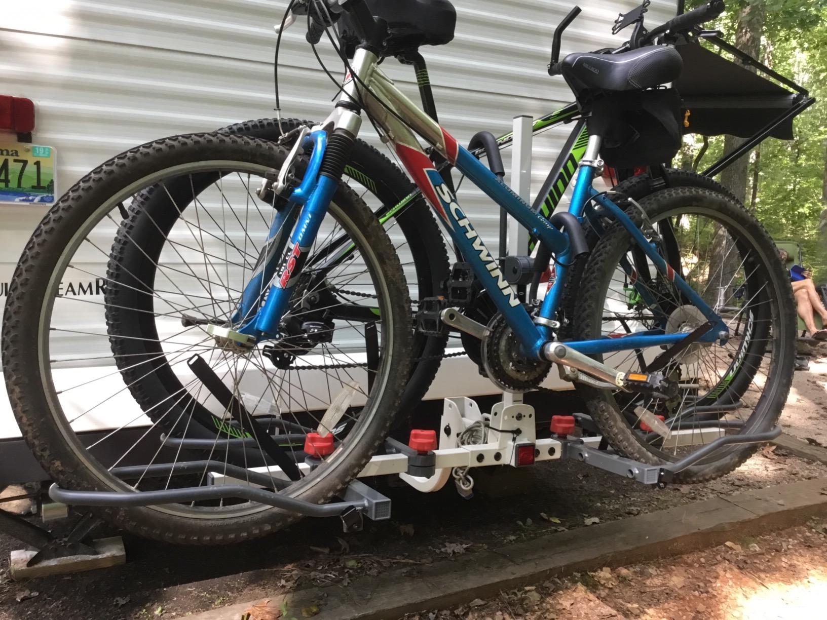 Bell Right Up 350 3-Bicycle Platform Hitch Rack customer photo 2