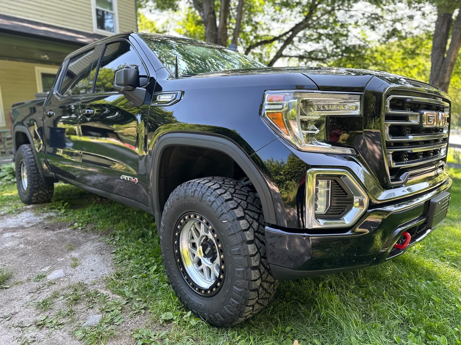 Nitto LT295/70R18 129/126Q E/10 RIDGE GRAPPLER BW customer photo 1
