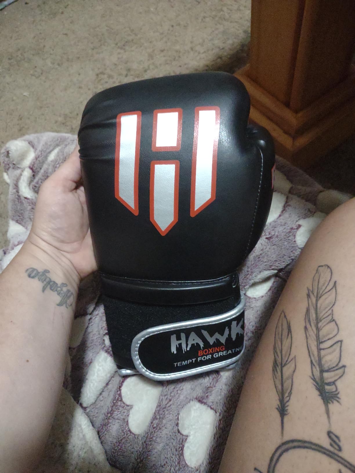 Hawk Sports Boxing Gloves for Men and Women, Comfy Boxing Training Gloves with Foam Padding for Throwing Power Punches with Confidence, Heavy Bag Boxing Gloves for Training and Sparring customer photo 2
