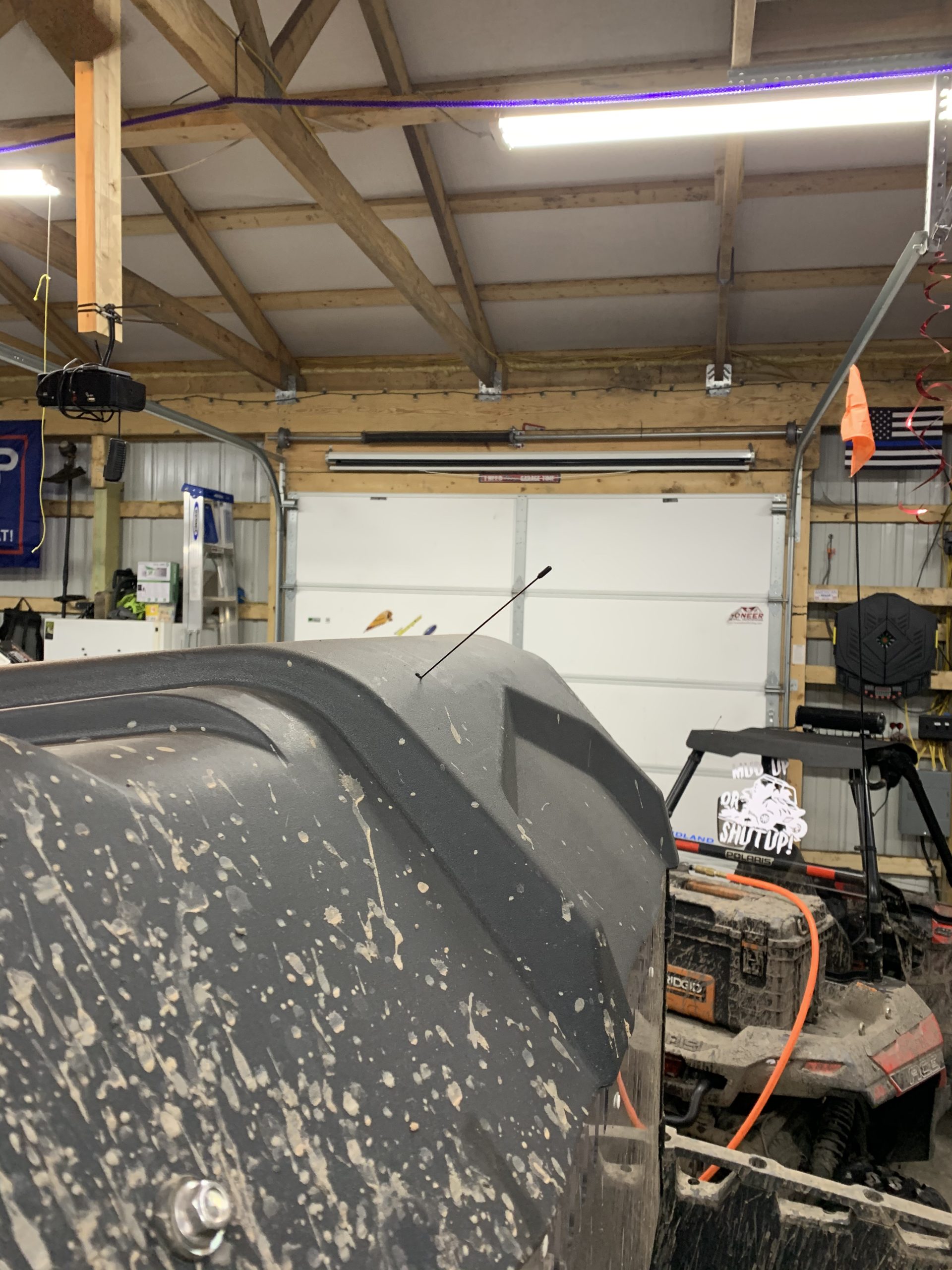 Midland - MXT105-5 Watt GMRS MicroMobile Two-Way Radio | Off Roading Outdoor RZR Farm Trails Radio - Extended Range - External Magnetic Mount Antenna - NOAA Weather Alerts customer photo 1