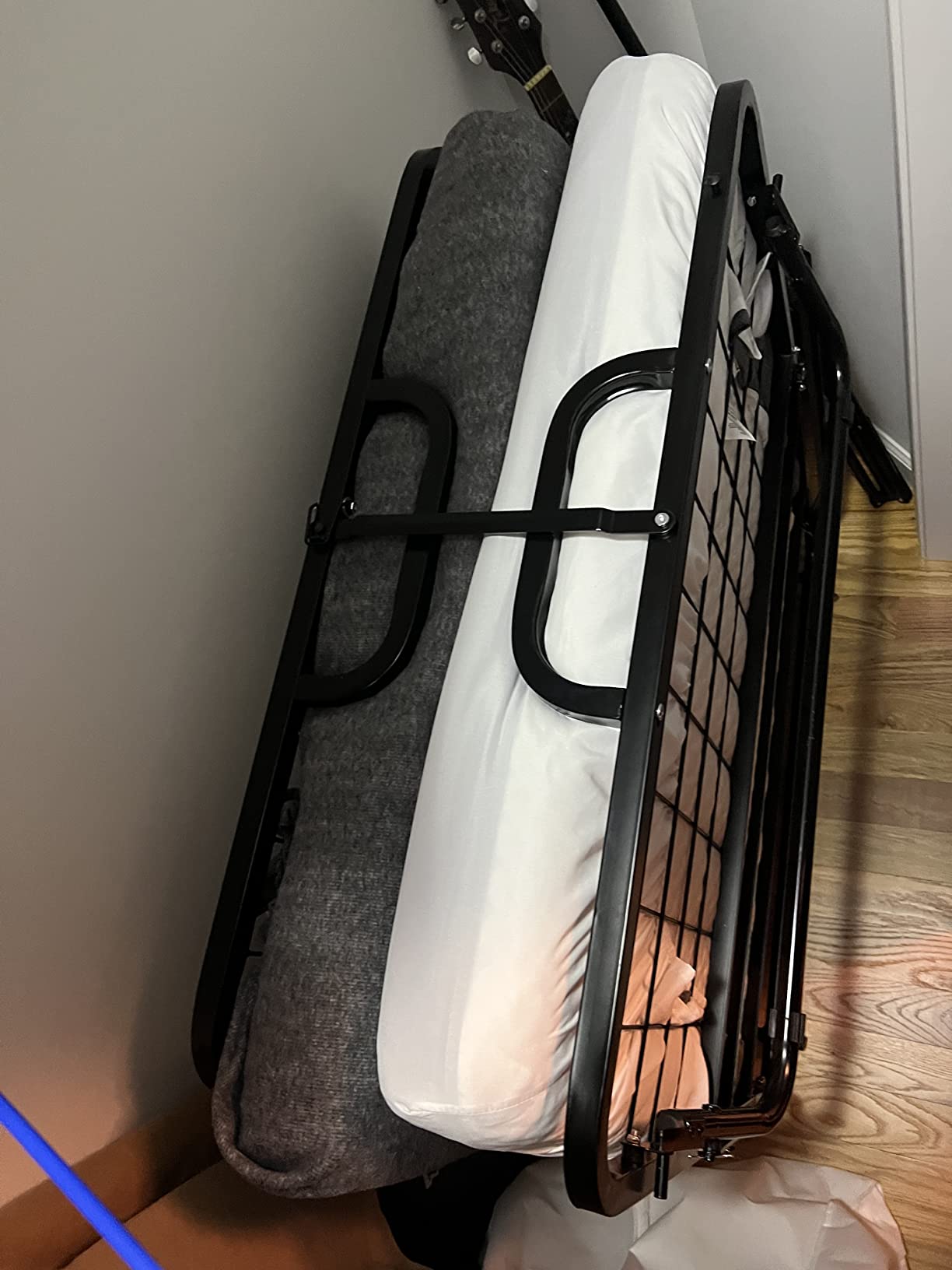 Milliard Deluxe Diplomat Folding Bed with Mattress for Adults, Twin Size, Portable Foldable Bed with Luxurious Memory Foam Mattress & Super Strong Frame, 75