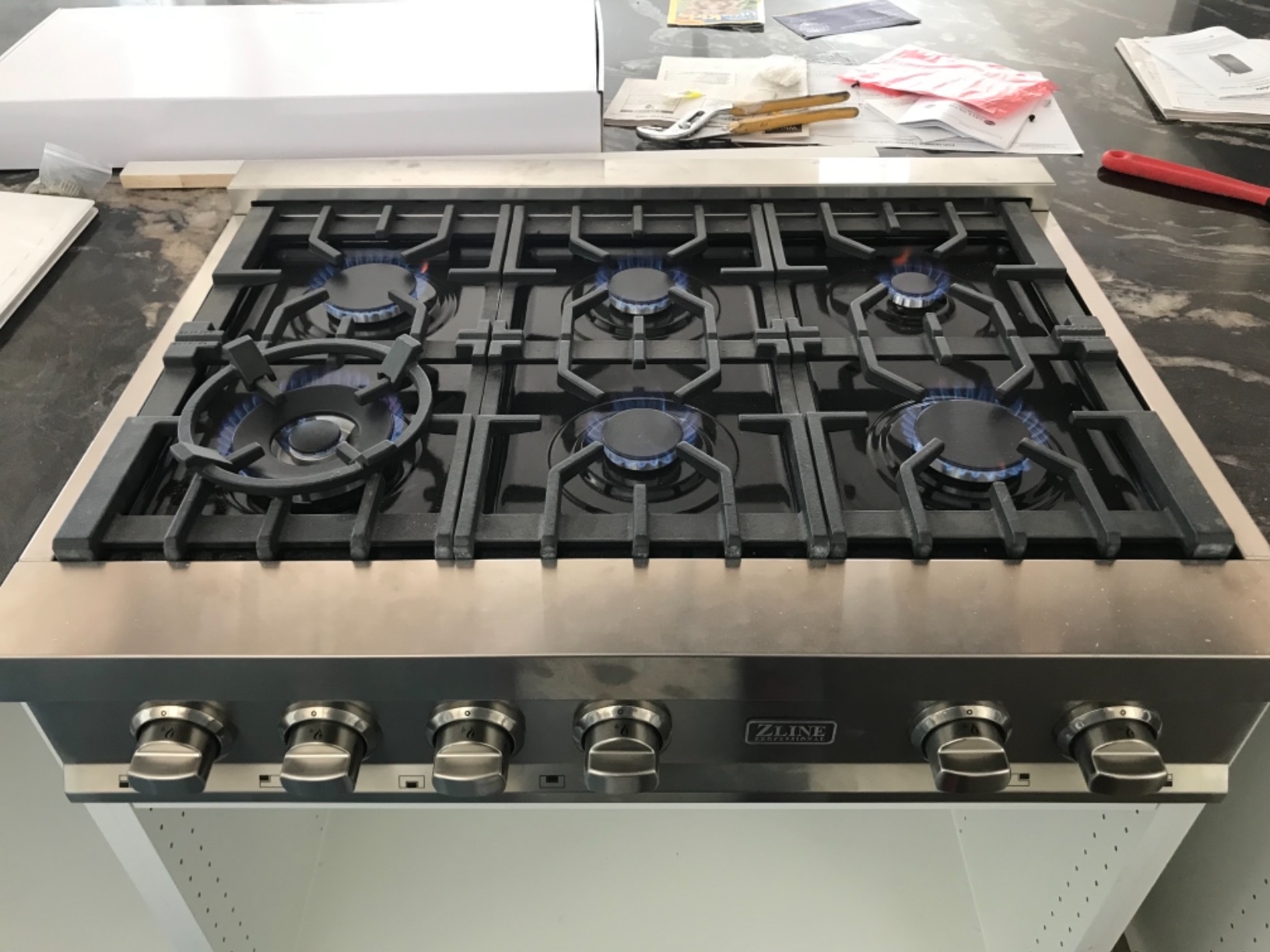 ZLINE 36 in. Classic Gas Rangetop with 6 Burners and Porcelain Cooktop in Stainless Steel (RT36) customer photo 2