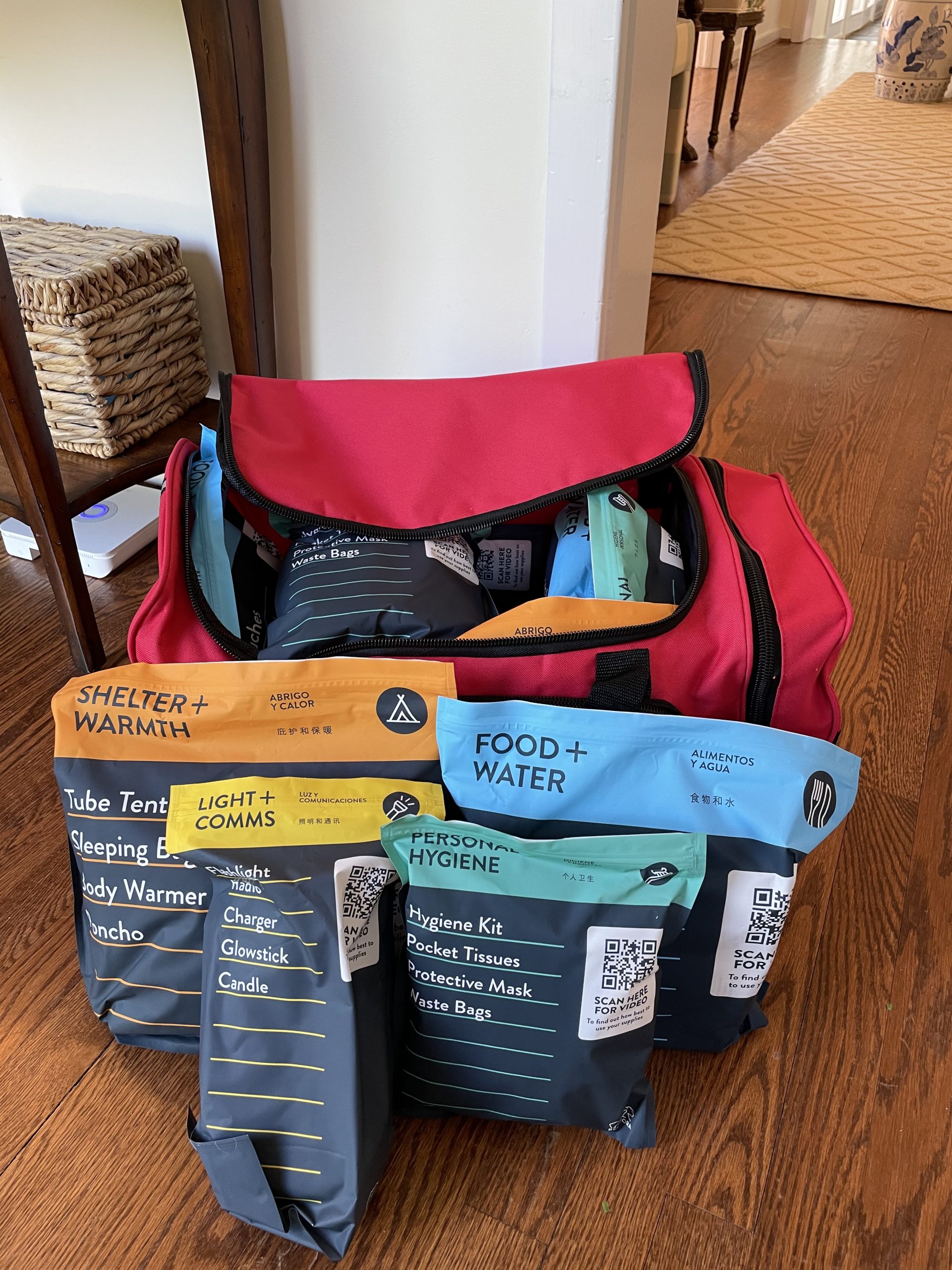 Complete Earthquake Bag - 3 Day Emergency kit for Earthquakes, Hurricanes, Wildfires, Floods + Other disasters customer photo 1