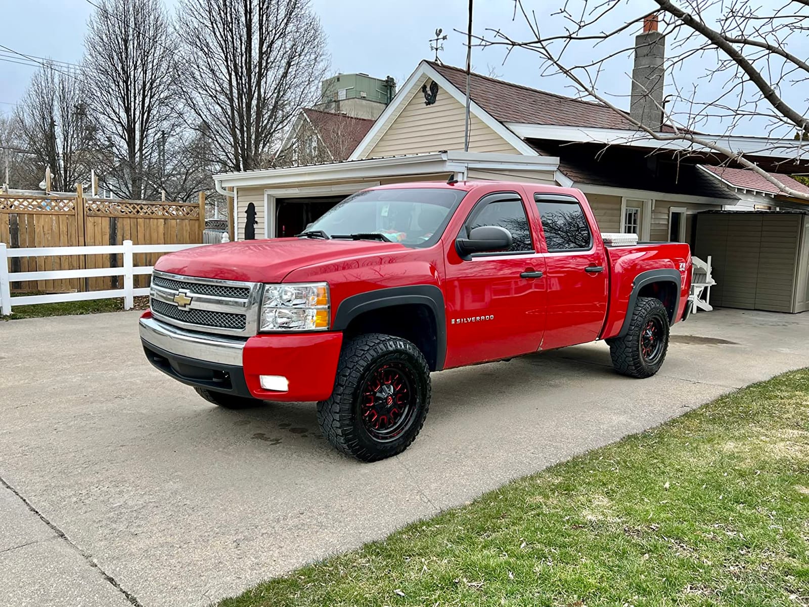 Dynofit 3 Inch Leveling Lift Kit, Front Strut Spacers for Silverado 1500 Sierra 1500, Compatible with 2007-2026 GMC Sierra & Chevy Silverado 1500 2WD/4WD, Heavy Duty Forged Aluminum Suspension Kit customer photo 1