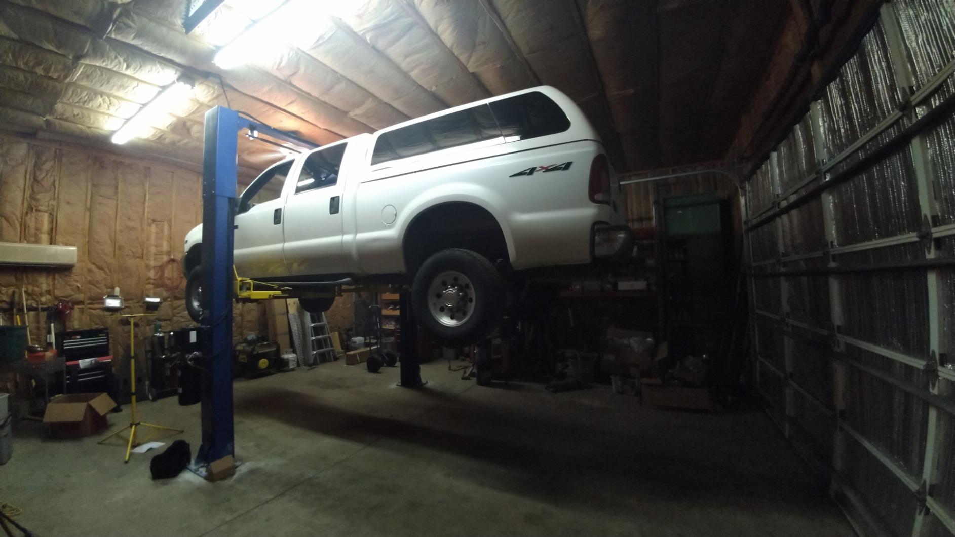 HW-10KOH-A 10000LB Two Post Overhead Car Lift 3 Year Warranty | 3 Year Parts Replacement (A $499 Value) Rigid Double S Columns, Carriage Stronger Commercial-grade Steel, Clear Floor Design customer photo 2