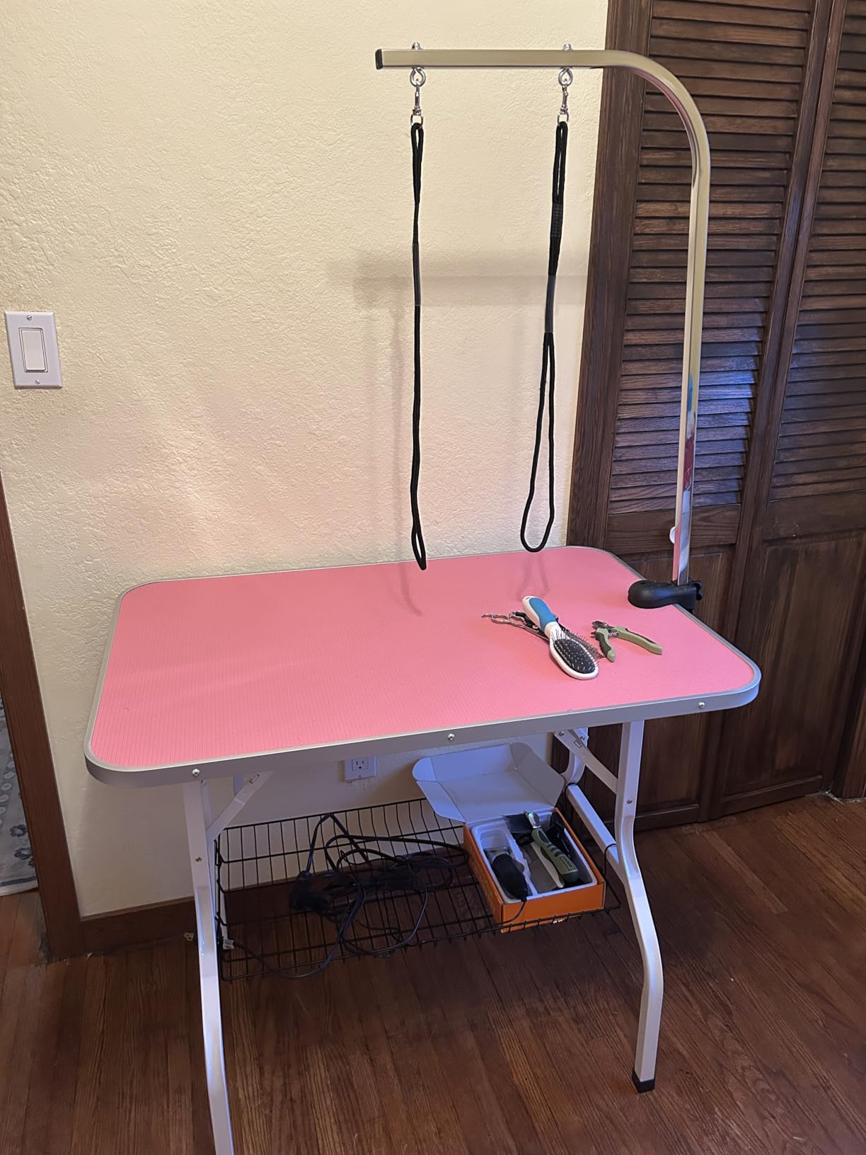 Yaheetech Professional 36-inch Foldable Pet Grooming Table with Arm & Noose & Mesh Tray, Maximum Capacity Up to 220lbs customer photo 1