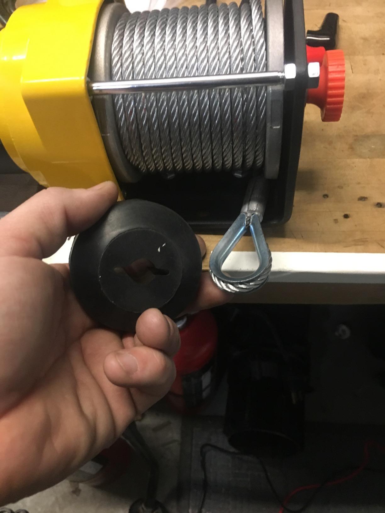 RUGCEL WINCH 3500lb. ATV/UTV Electric Winch, with Roller Fairlead, Mount Plate customer photo 1