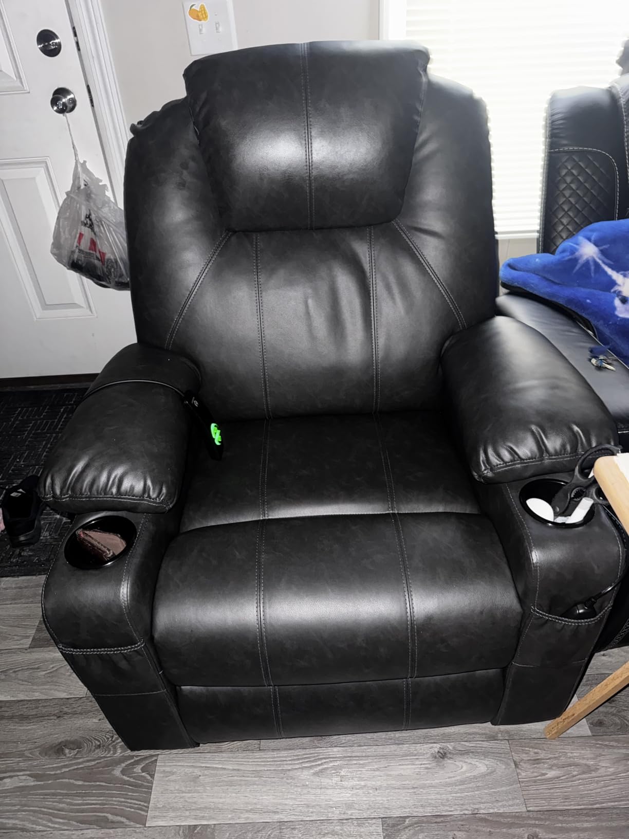 MCombo Power Lift Recliner Chair for Elderly, Heat and Massage 7040 (Medium) | FSC Certified, Multiple Sizes, USB & Type-C Charging Port, Cup Holders, Side Pockets, Dark Brown Faux Leather customer photo 1