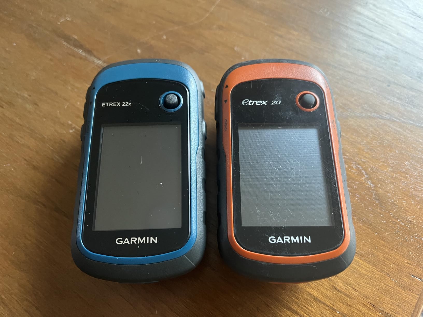 Garmin 010-02256-00 eTrex 22x, Rugged Handheld GPS Navigator, Black/Navy customer photo 2