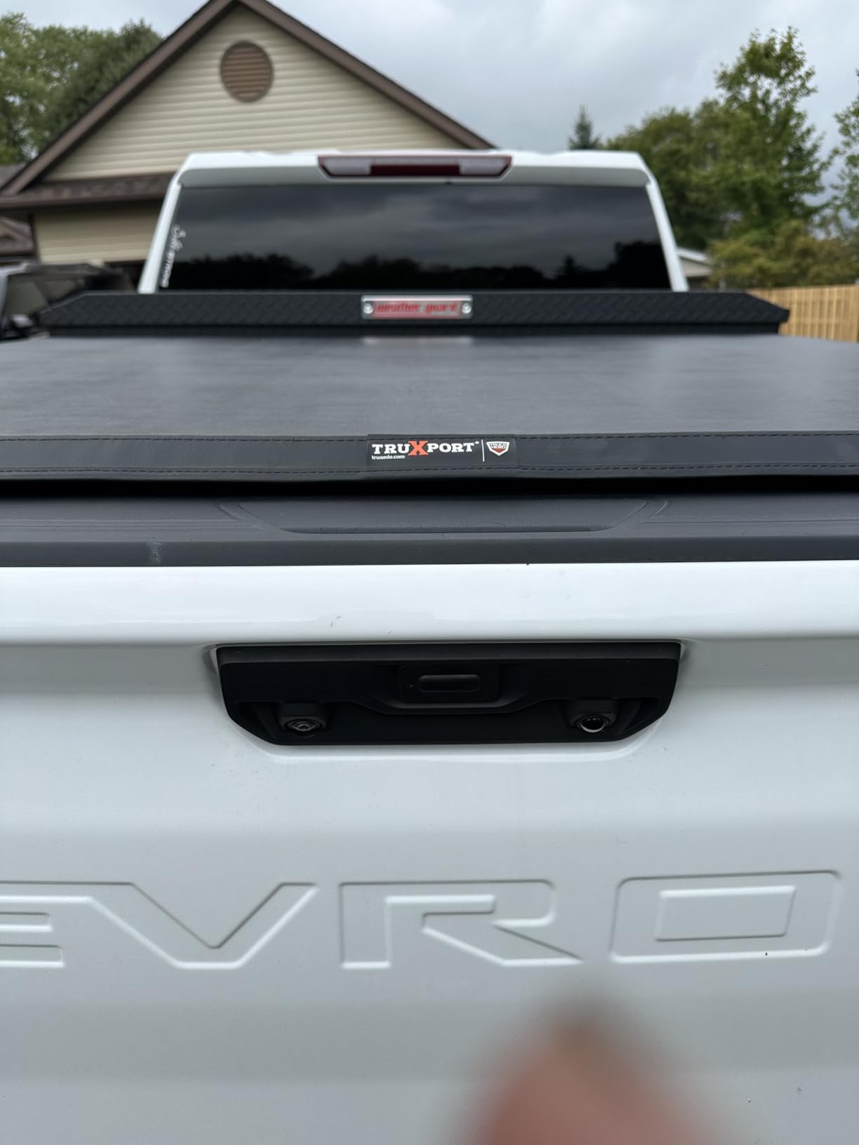 RealTruck TruXedo TruXport Soft Roll Up Truck Bed Tonneau Cover | 273301 | Fits 2020-2025 Chevy/GMC Silverado/Sierra 2500/3500HD 6' 10