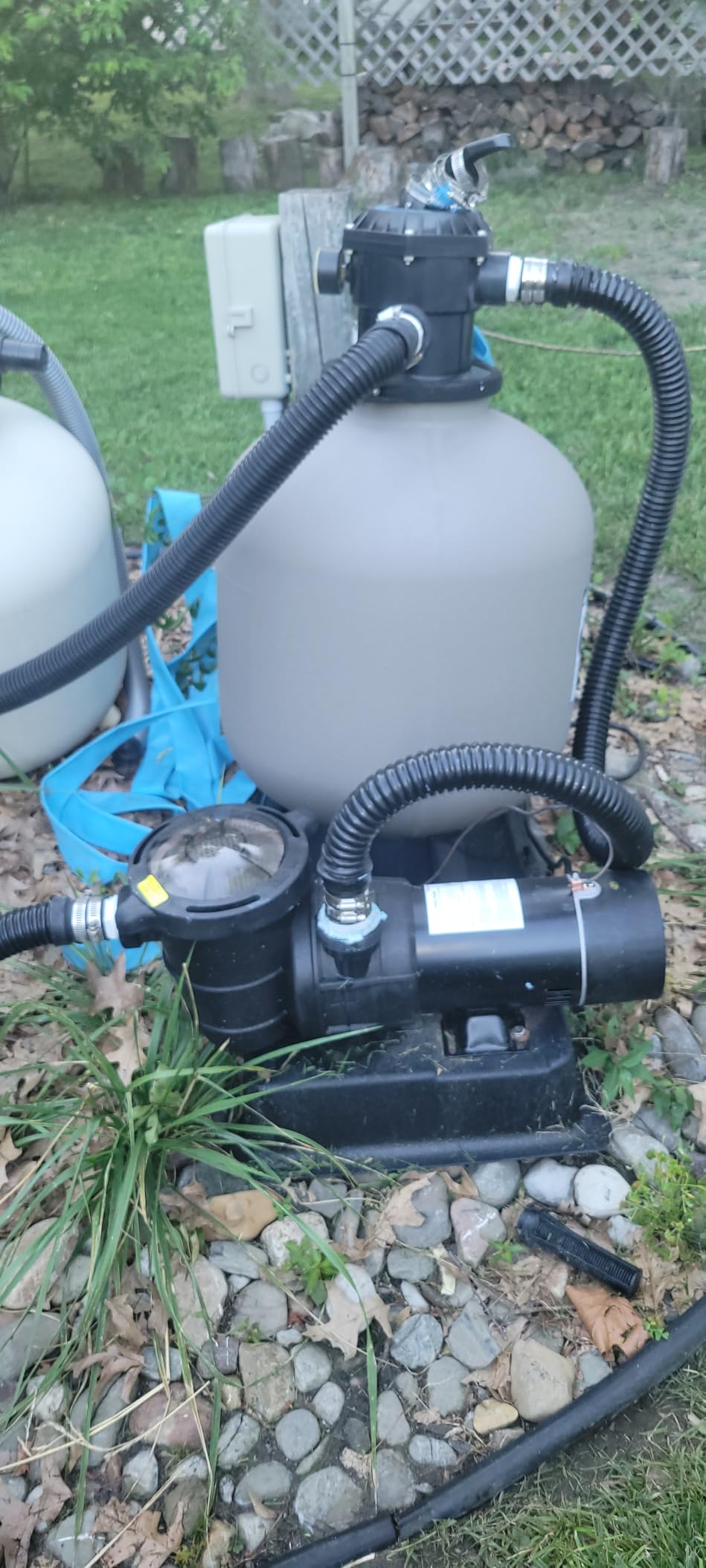 VIVOHOME 1.5 HP 5400 GPH Energy-Saving Above Ground Swimming Pool Pump, 115V 1.5 THP Upgrade Stainless lron Motor Shaft with Strainer Basket, ETL & DOE Certified customer photo 1