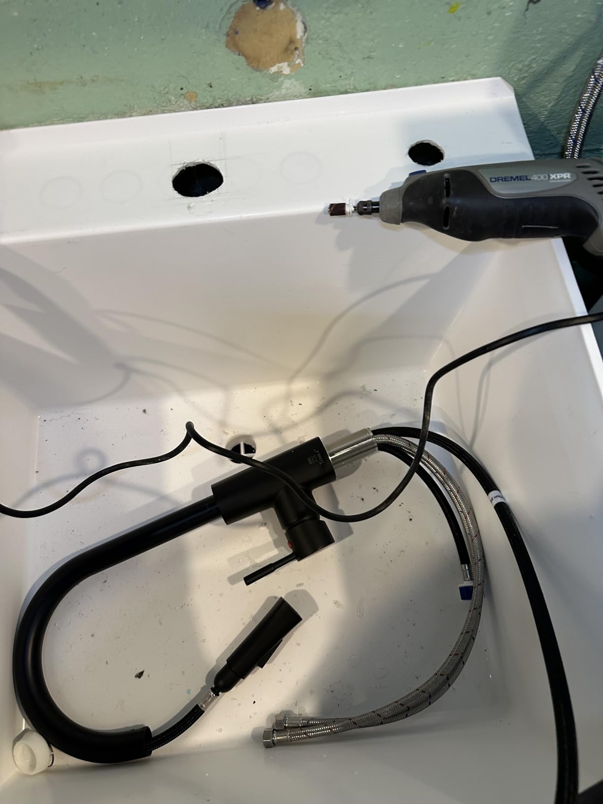 Grey Utility Sink Laundry Tub With High Arc Black Faucet By VETTA - Pull Down Sprayer Spout, Heavy Duty Slop Sinks For Washing Room, Basement, Garage, or Shop, Free Standing Tubs customer photo 2