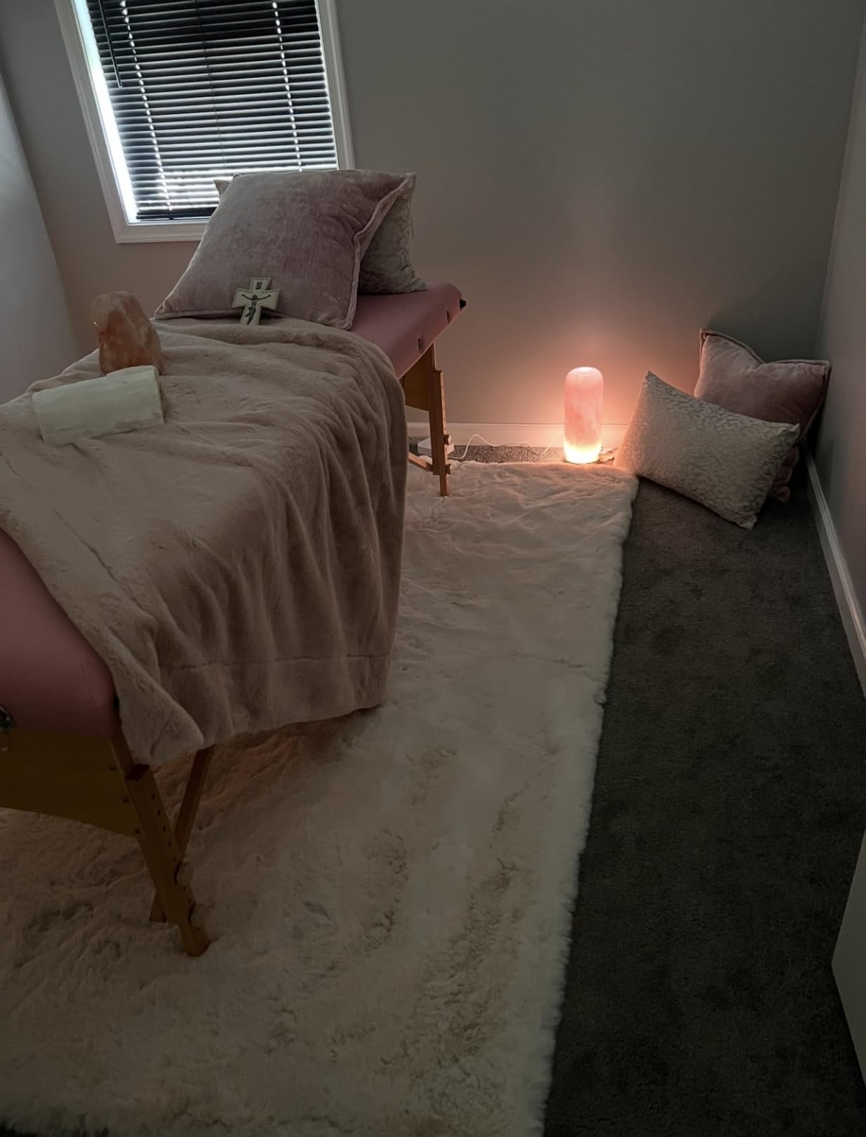 Yaheetech 84x24in Portable Massage Table Folding Adjustable Lash Bed, Pink | Beechwood Legs, Foam Padding Give Sturdy Comfy Support, Height Adjusts, Folds to a Carry Case, Pink Finish for Lash Studios customer photo 1