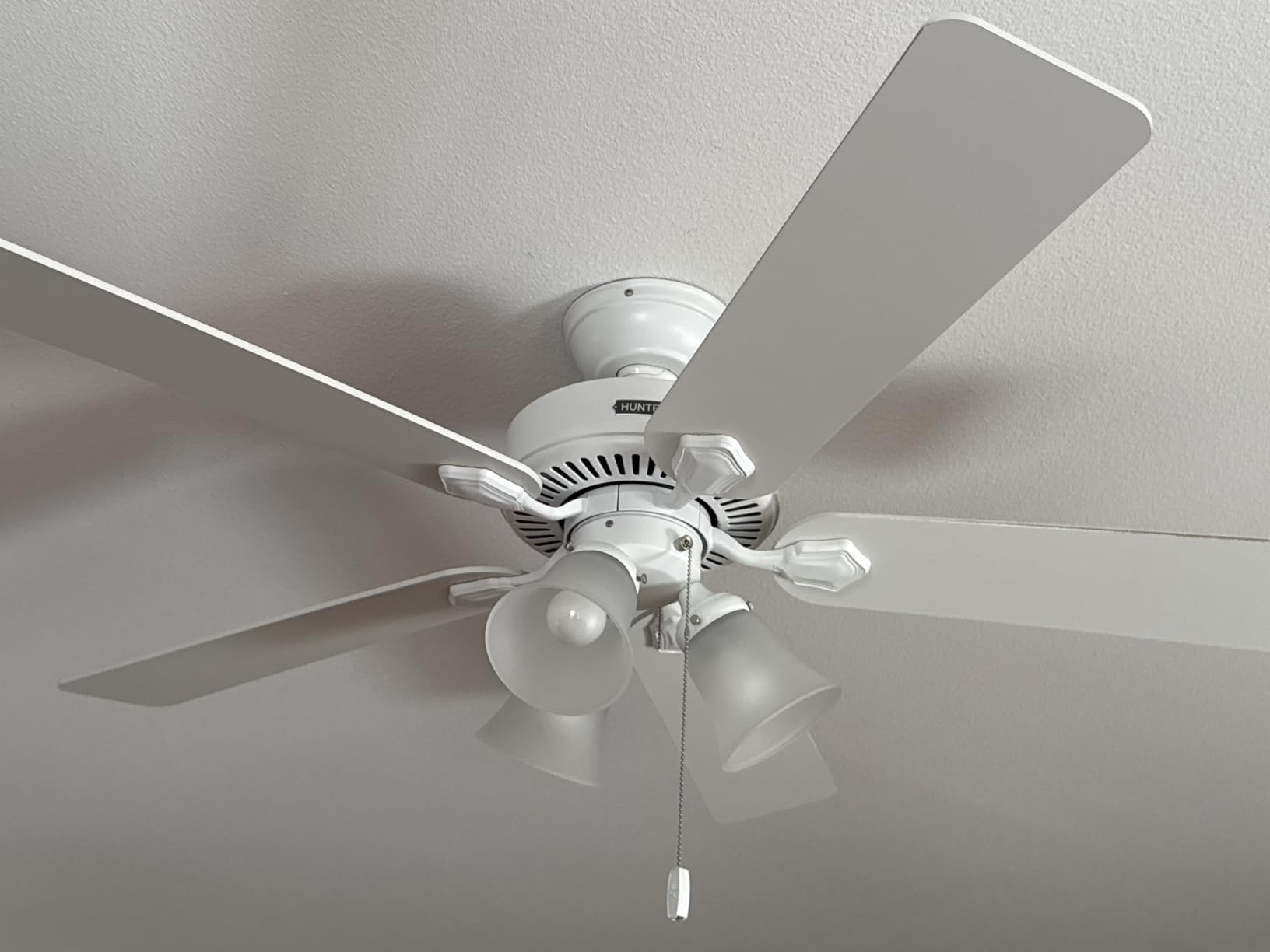 Hunter Swanson, Indoor, Ceiling Fan, with LED Lights, 52 inch, Fresh White | Standard Mount, Pull Chain, 5 Blades, For Bedroom, Living Room, Kitchen, 50895 customer photo 1