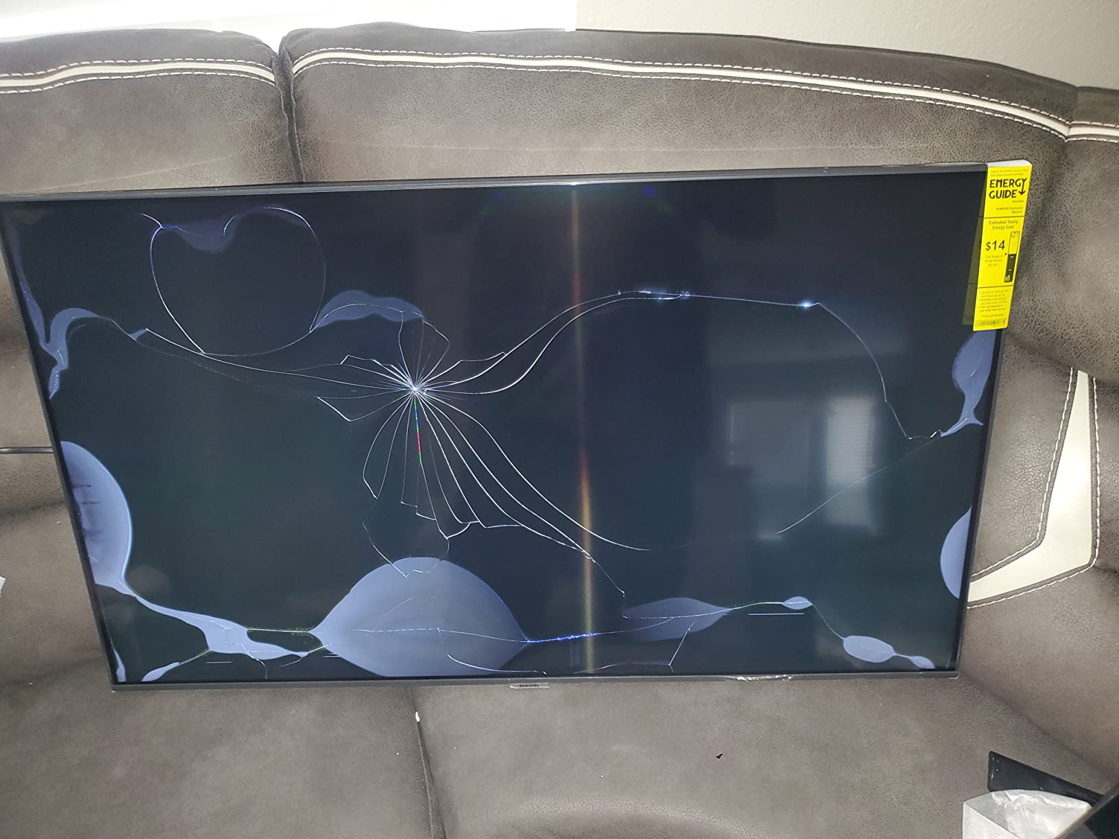 Samsung 65-Inch BE65T-H Pro TV | Commercial | Easy Digital Signage Software | 4K | HDMI | USB | TV Tuner | Speakers | 250 nits, Black customer photo 2