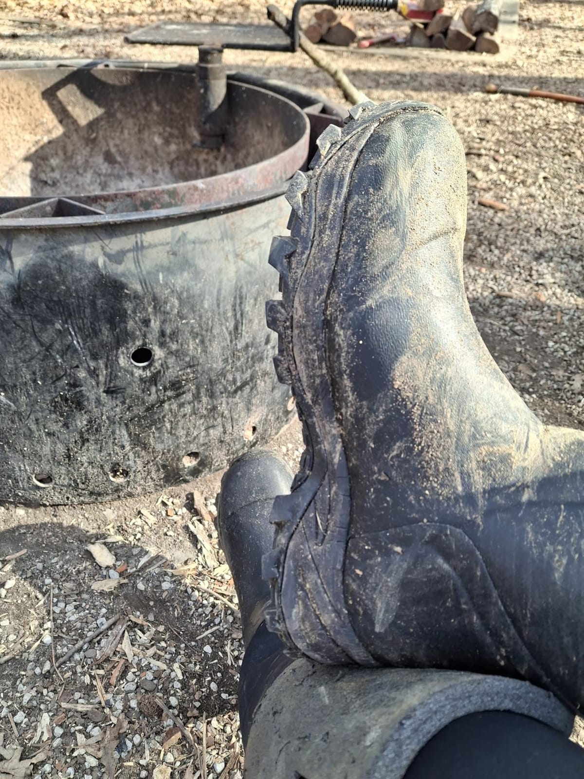 HISEA Rubber Hunting Boots, Tall Warm Neoprene Waterproof Insulated Basic Hunting Boots customer photo 2