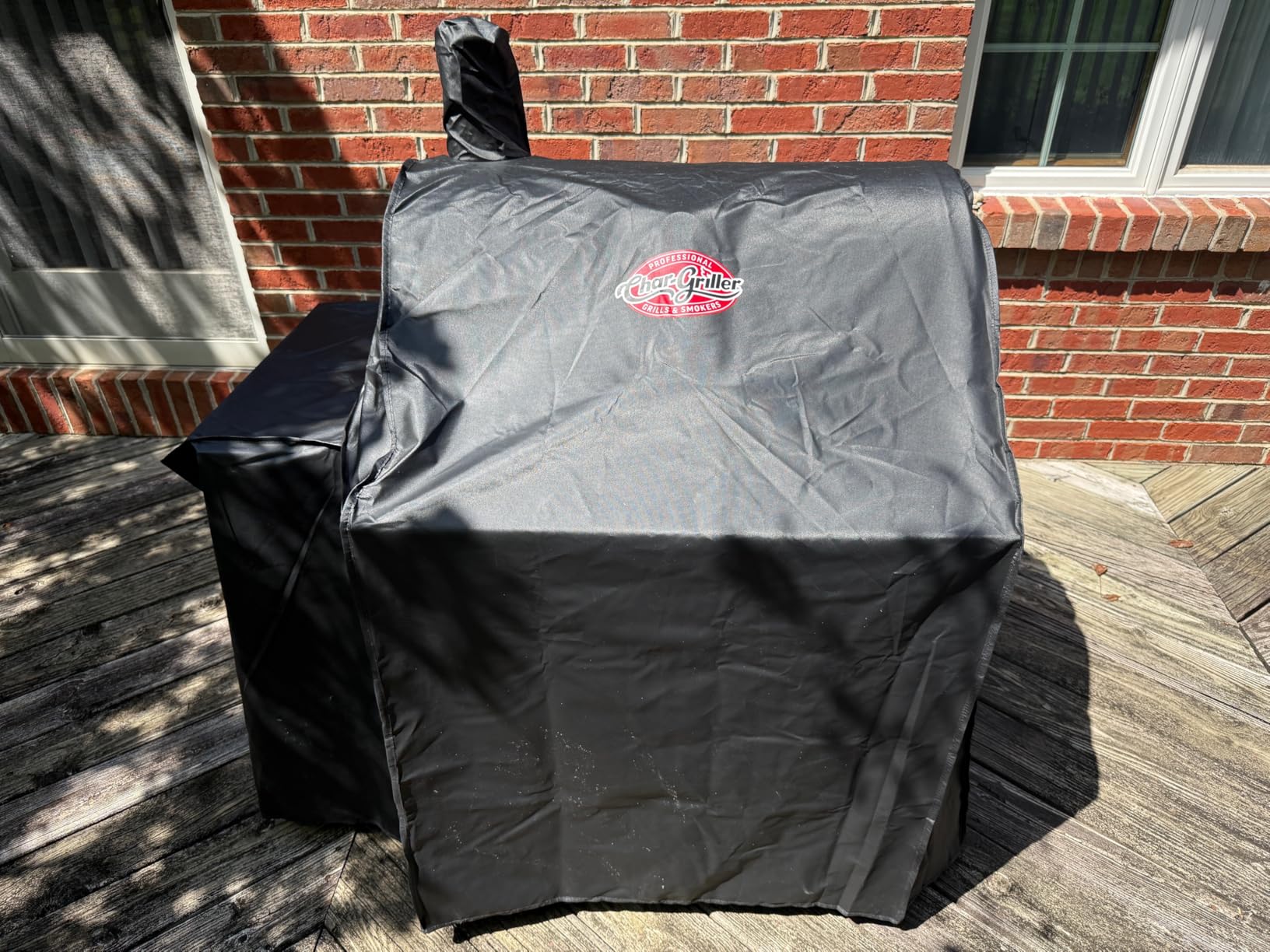 Char-Griller Pro Deluxe Charcoal Barrel Grill, EasyDump Ash Pan, Premium Front and Side Shelves, 850 Square Inches, Model E2827 customer photo 1
