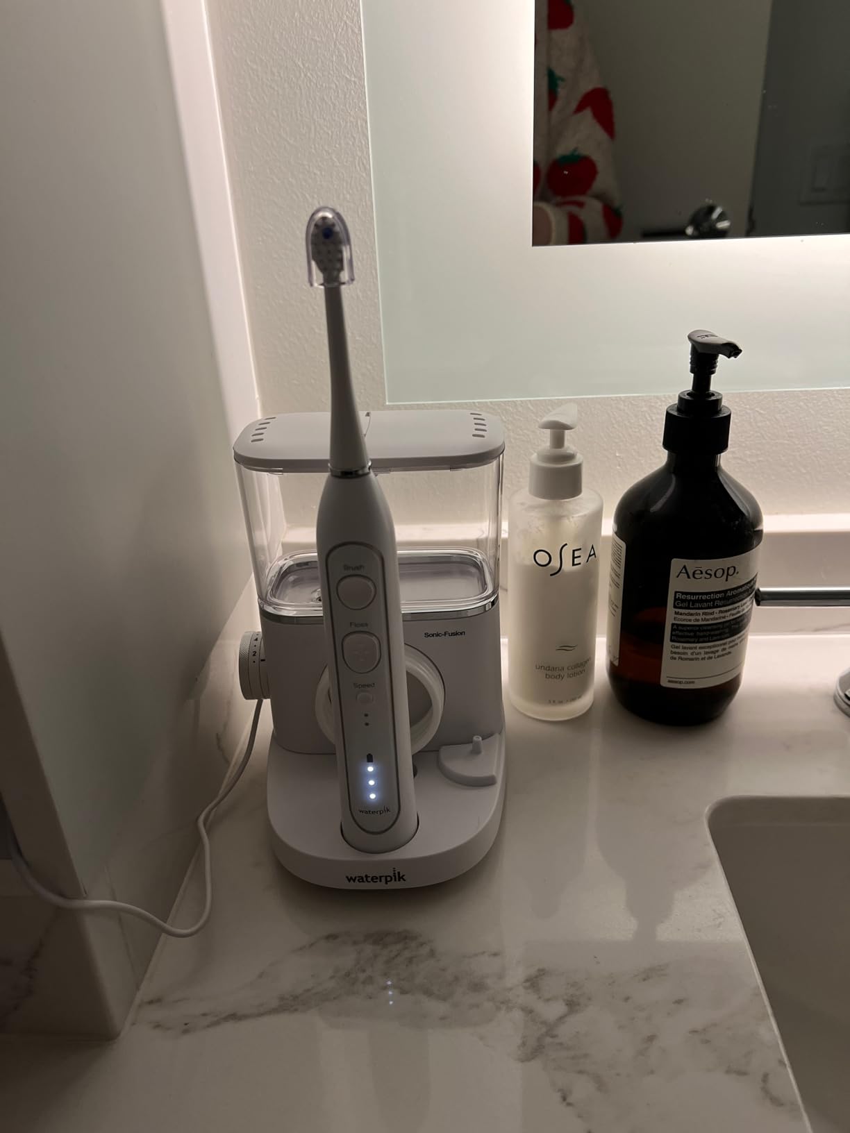 Waterpik Sonic-Fusion 2.0 Professional Flossing Electric Toothbrush with Water Flosser Combo Two In One, For Daily Gum Care and Cleaning Teeth, Braces, Implants, White SF-04CD010-1 customer photo 2