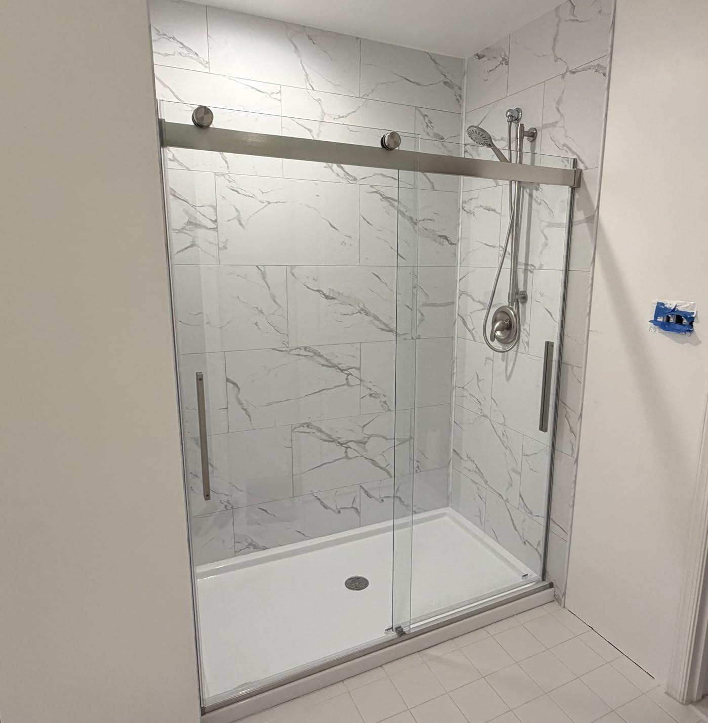 Palisade 25.6 in. x 14.8 in. Vinyl Wall Tiles in Carrara Marble, Interlocking Waterproof Tiles customer photo 2