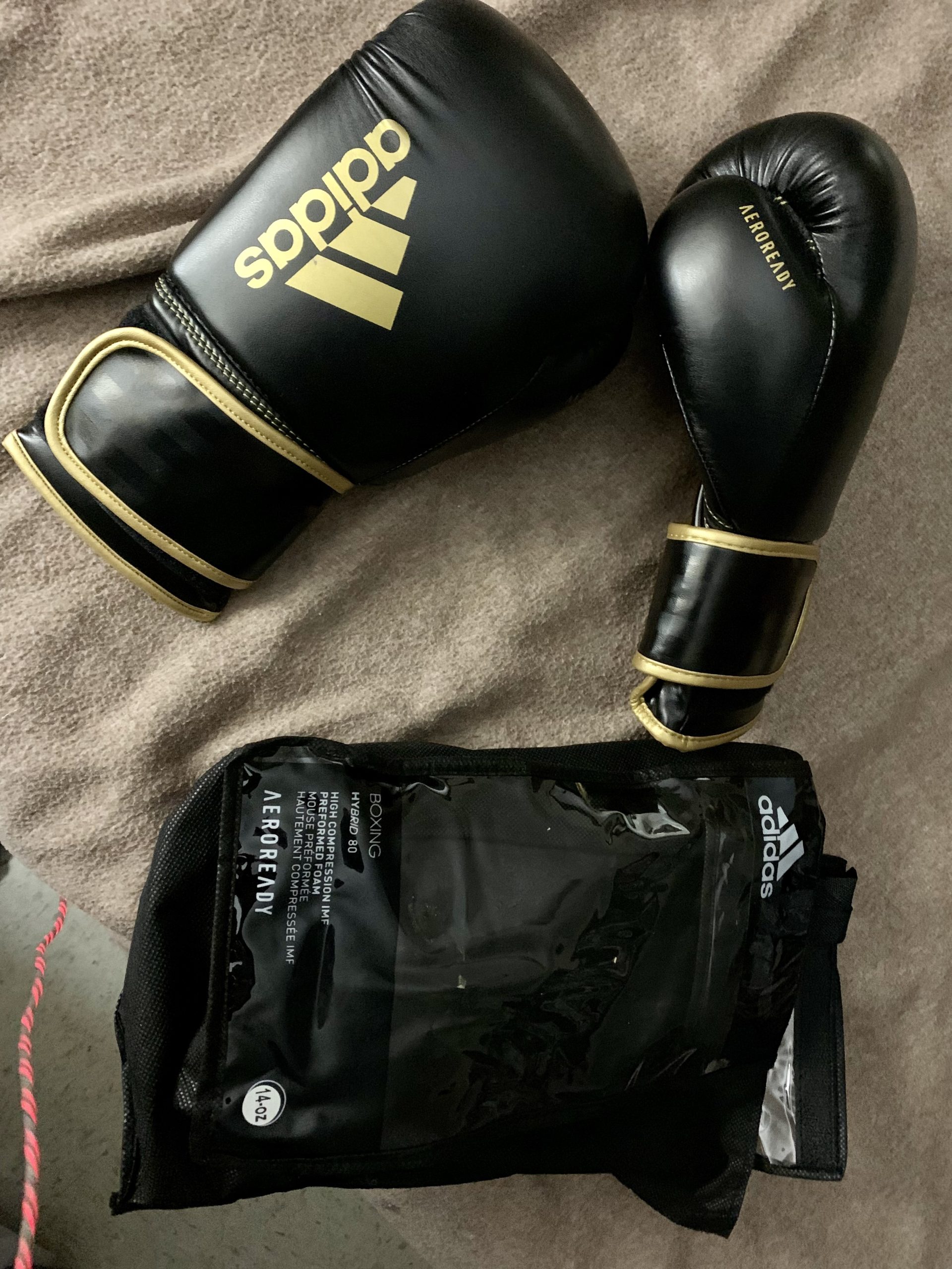 Adidas Hybrid 80 Boxing Gloves - Adult Boxing Gloves for Men & Women - Heavy Bag Gloves, Kickboxing Gloves for Women, MMA Sparring Gloves, Punching Bag Gloves for Men customer photo 2
