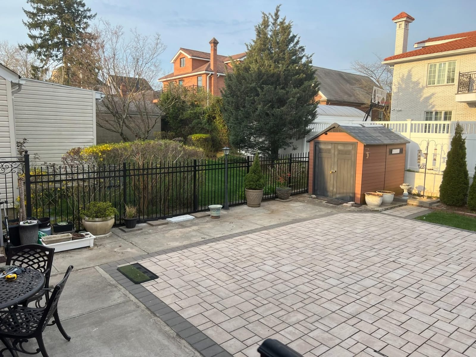 XCEL Black Steel Anti-Rust Fence Panel - Sharp End Pickets - 6.5ft W x 5ft H - Easy Installation - for Residential, Outdoor, Yard, Garden, Swimming Pool, on Concrete or Soil, 3-Rail, One Post included customer photo 1