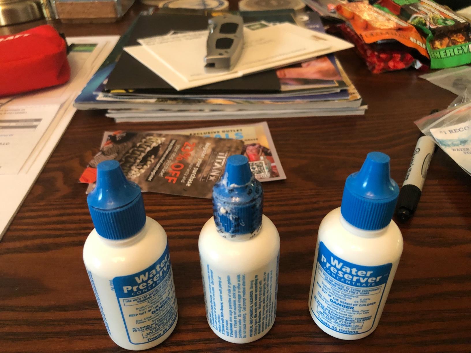 Stackable Water Containers with Lids, 5-Gallon Each, Emergency Kit Including Spigots, Wrench, and Water Preserver, 30 Gallons Total customer photo 2