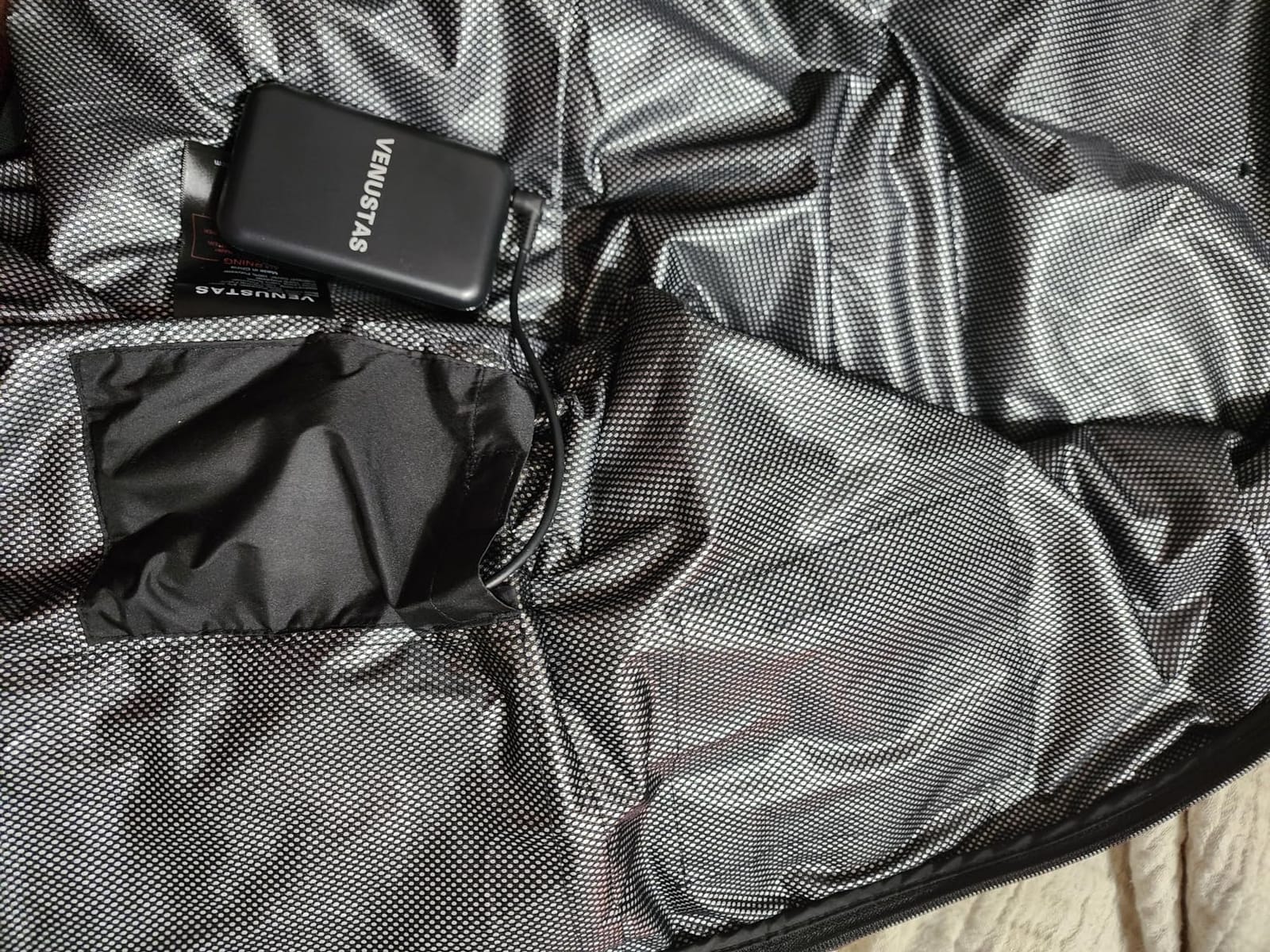 Unisex Dual-Control Heated Jacket, Water-resistant Heated Coat for Women and Men with Battery Included customer photo 1