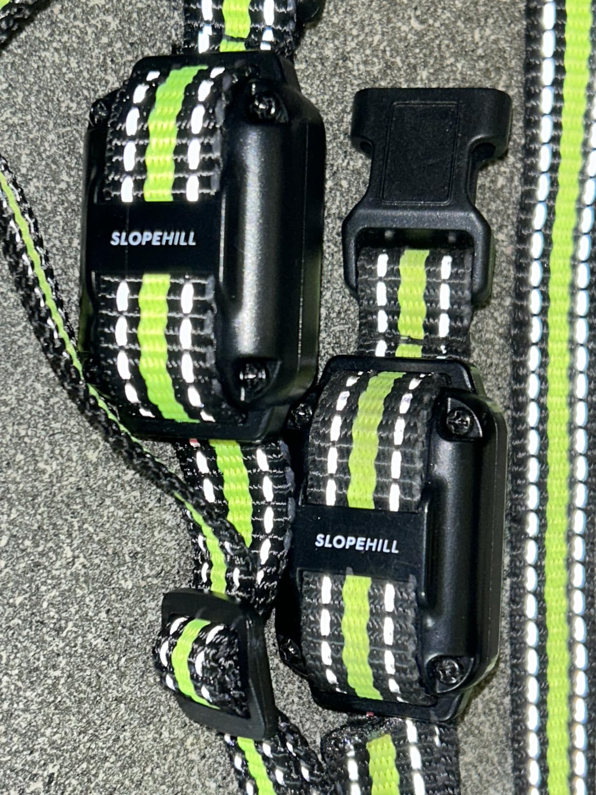 SLOPEHILL Dog Training Collar,4200FT Remote Shock Collar for Dogs 8-140lbs | IP68 Waterproof e Collar with Beep, Vibration, Safe Shock, Light ,No Shock Modes,Dog Collar with Removable Prongs,Green customer photo 1