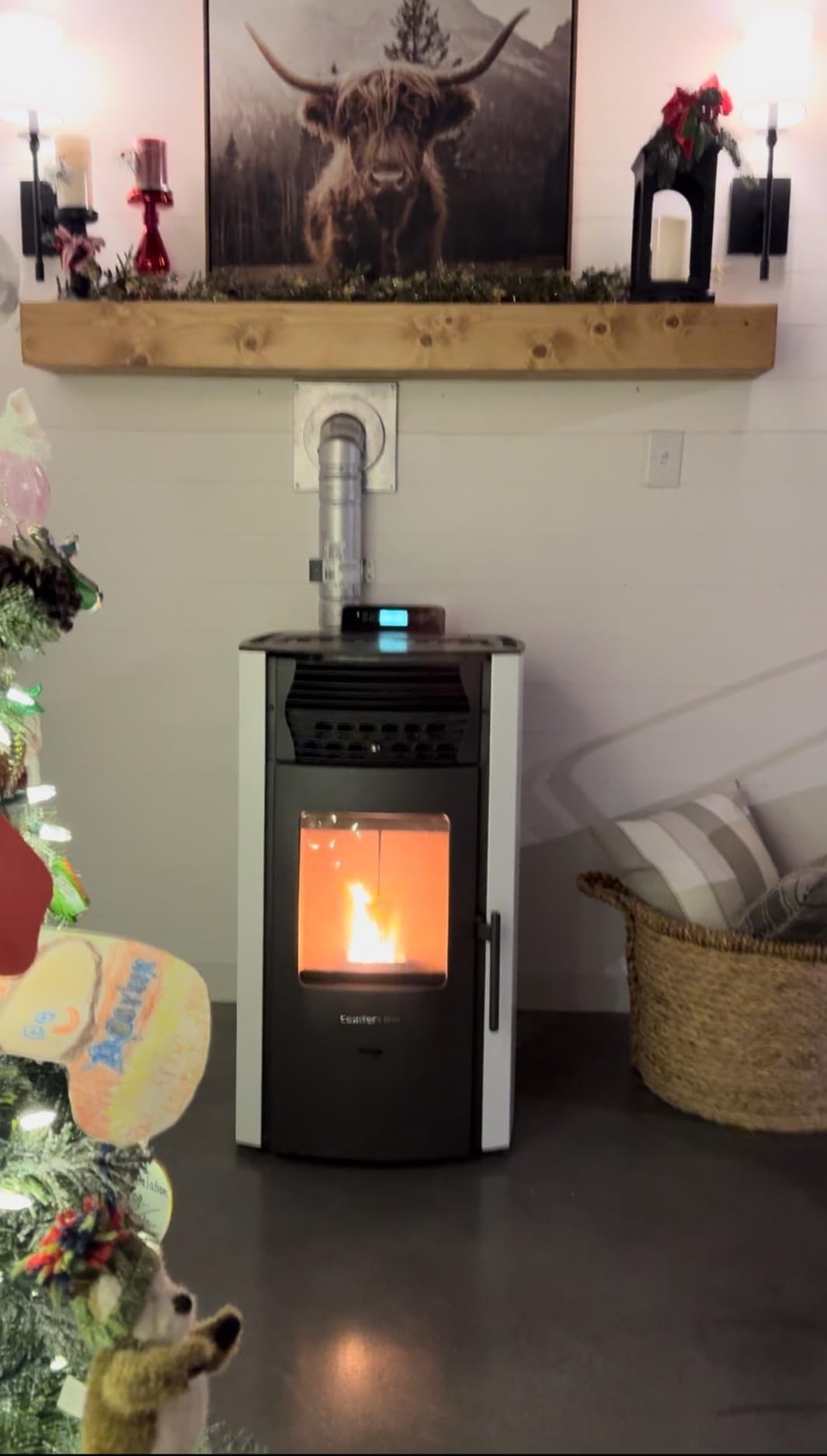 HP50S Pellet Stove, 2,200 sq. ft., 47 lb. Hopper, Arctic White customer photo 1