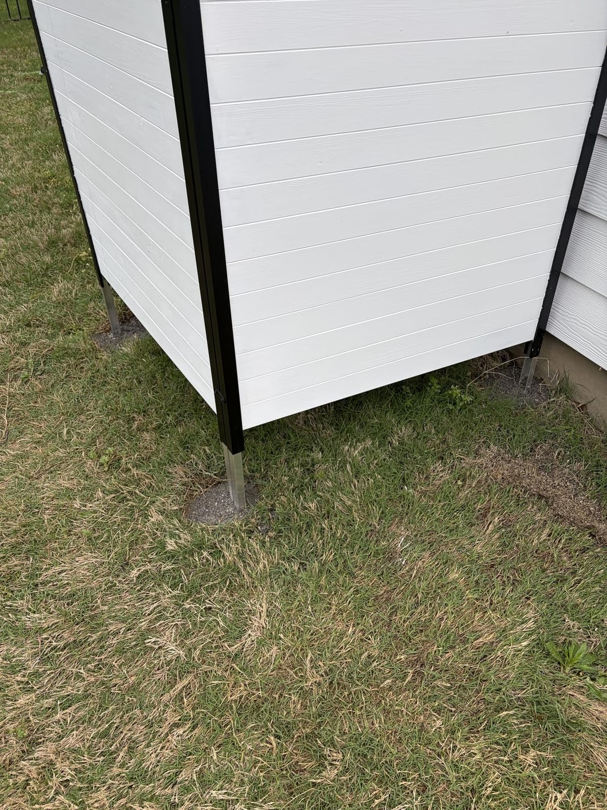 Enclo Charleston Privacy Screen, Cedar Wood, DIY No Dig Screen Kit | 3.5ftH x 3ftW, 2 Panels, AC Unit Slatted Fence, EC18009 customer photo 2