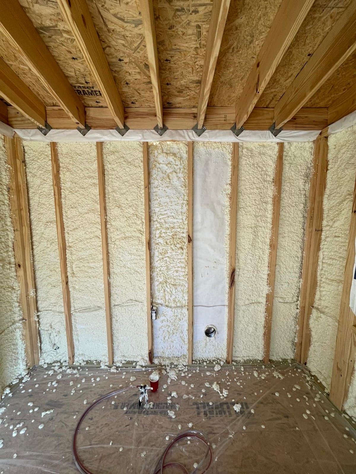 Vega Bond Spray Foam Insulation Kit V600 Closed Cell 600 Sq Ft Off Yellow | Polyurethane Formula, Waterproof Barrier, R-7 Thermal Performance, High Expansion, Airtight Sealing, Covers Multiple Surfaces customer photo 2
