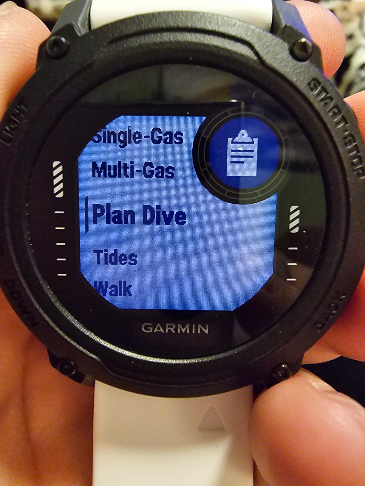 Garmin Descent G1 Rugged Dive Computer, Slate Gray customer photo 1
