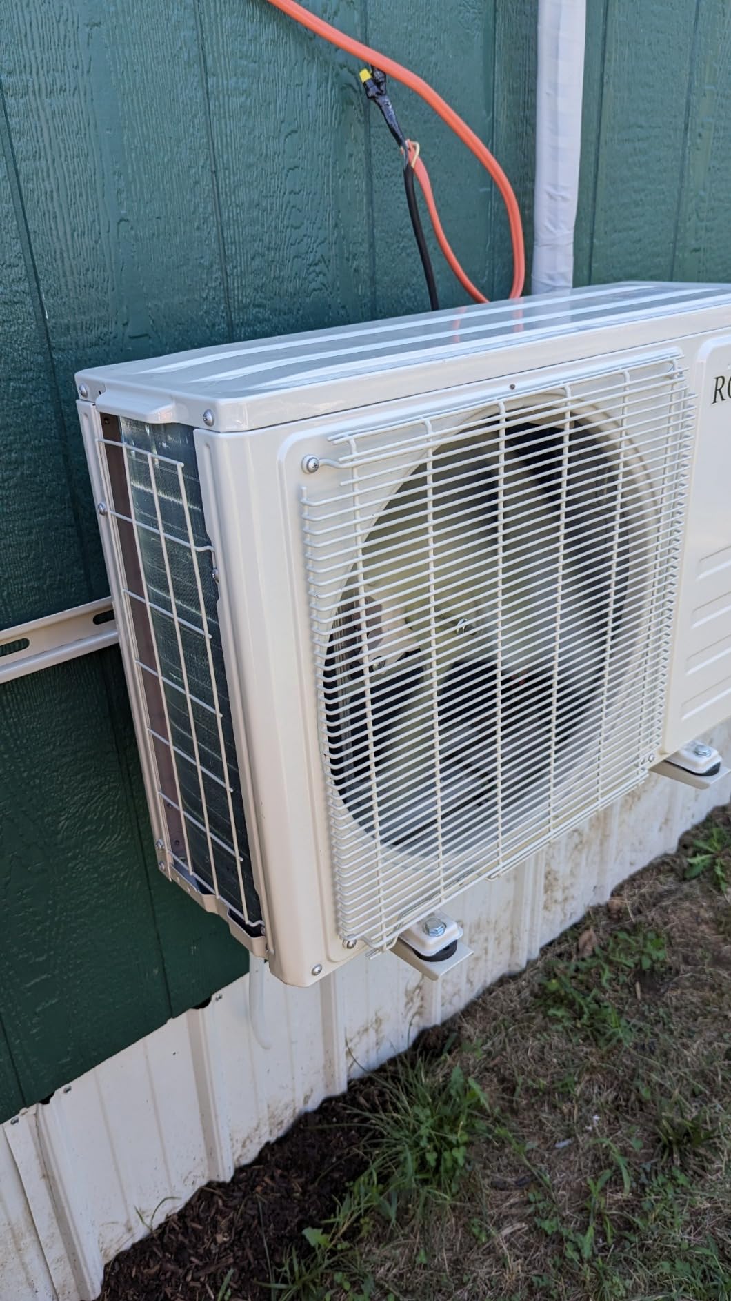 ROVSUN 9000 BTU Mini Split AC/Heating System with Inverter, 20 SEER2 Energy Saving 115V Ductless Split-System Air Conditioner with Pre-Charged Condenser, Heat Pump, Remote Control & Installation Kit customer photo 1