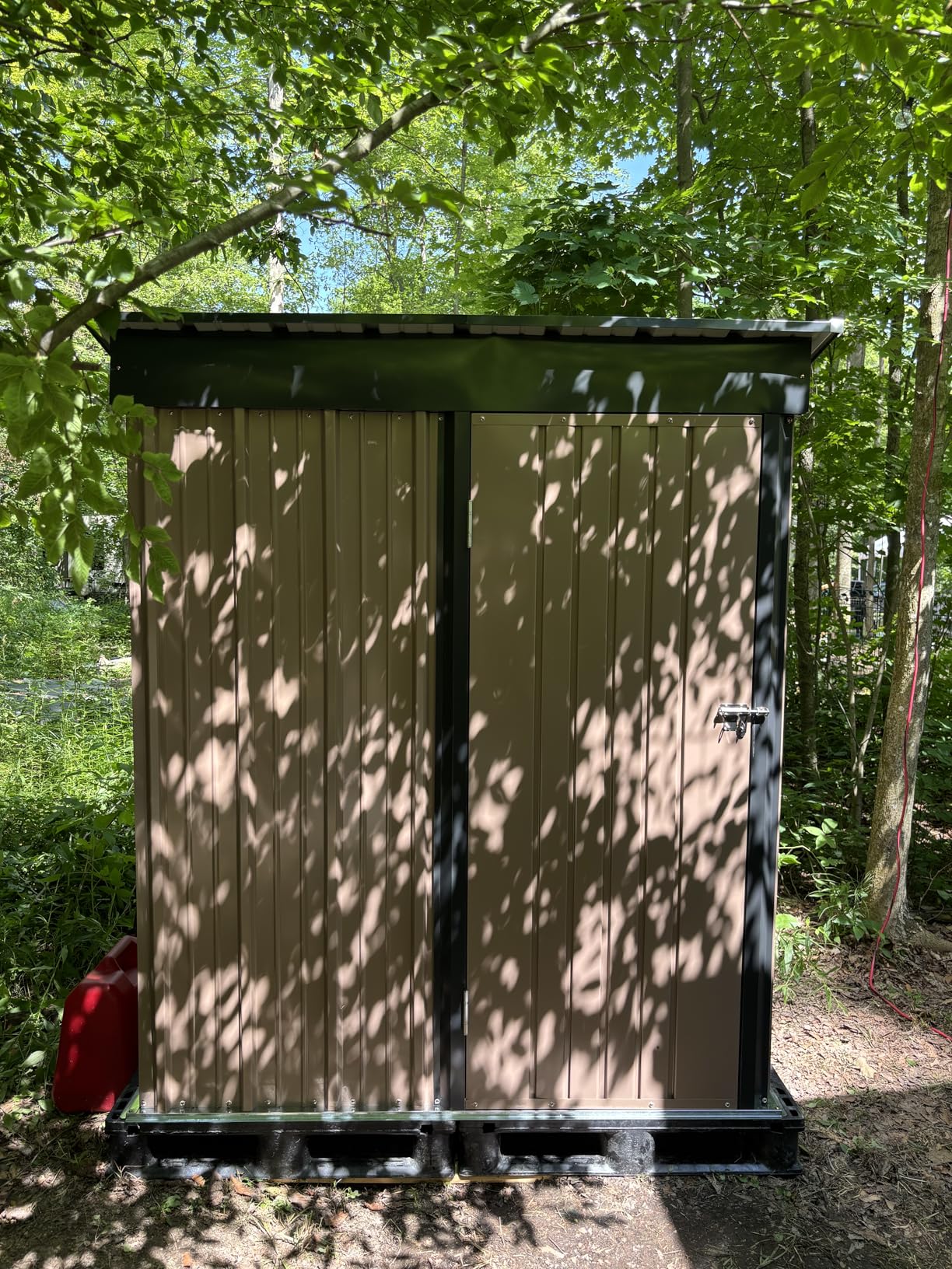 Devoko 5x3 FT Outdoor Storage Shed, Brown | Small Metal Tool Sheds, Lockable Door, Sloping Roof, Utility Garden Shed for Lawn Backyard Patio customer photo 2