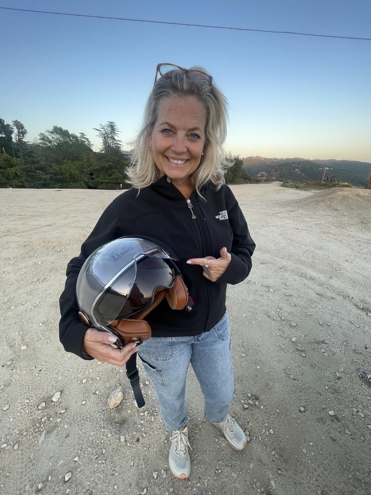 BEON Half 3/4 Face Motorcycle Helmet DOT Approved customer photo 2