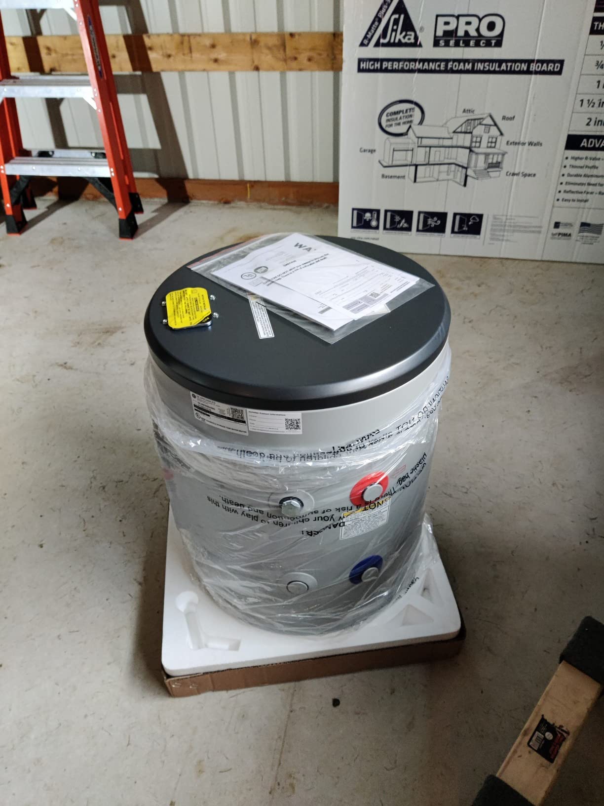 GE Appliances 18 Gallon Versatile Plug and Play Electric Water Heater with Adjustable Thermostat, 120 Volt customer photo 2