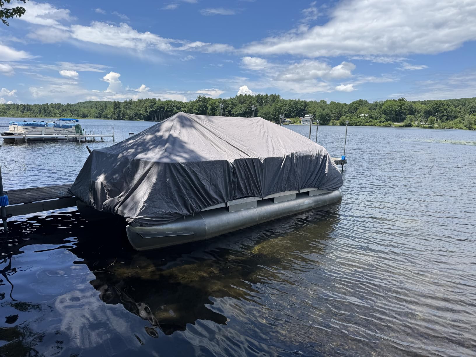 Solim Trailerable 1200D PU Heavy Duty Pontoon Boat Cover, 22-24ft Waterproof Marine Grade Oxford UV Resistant Polyester Canvas Cover, Boat Cover for Pontoon with Adjustable 18 Tie Down Straps, Gray customer photo 1